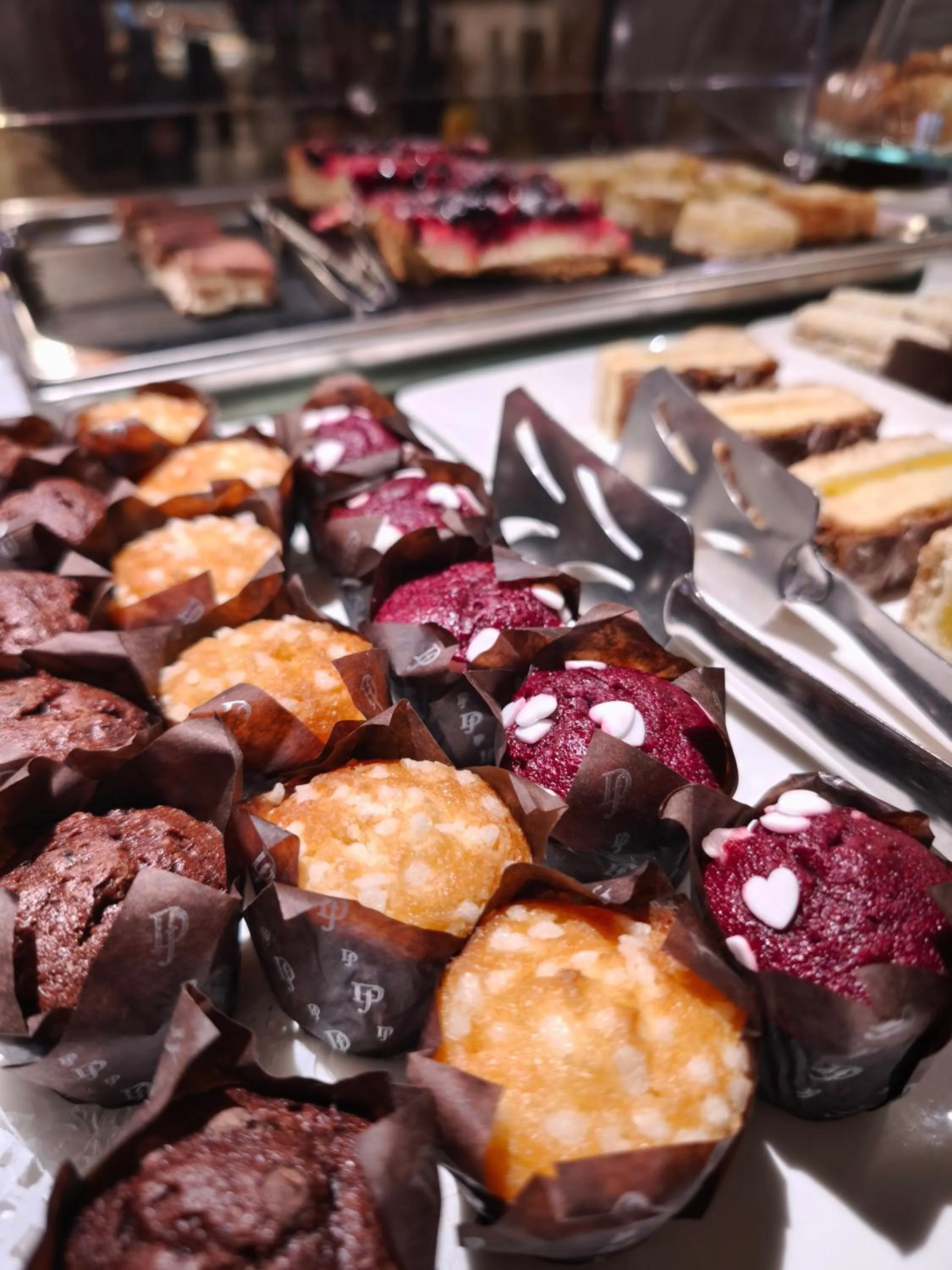 Breakfast in Canal Grande