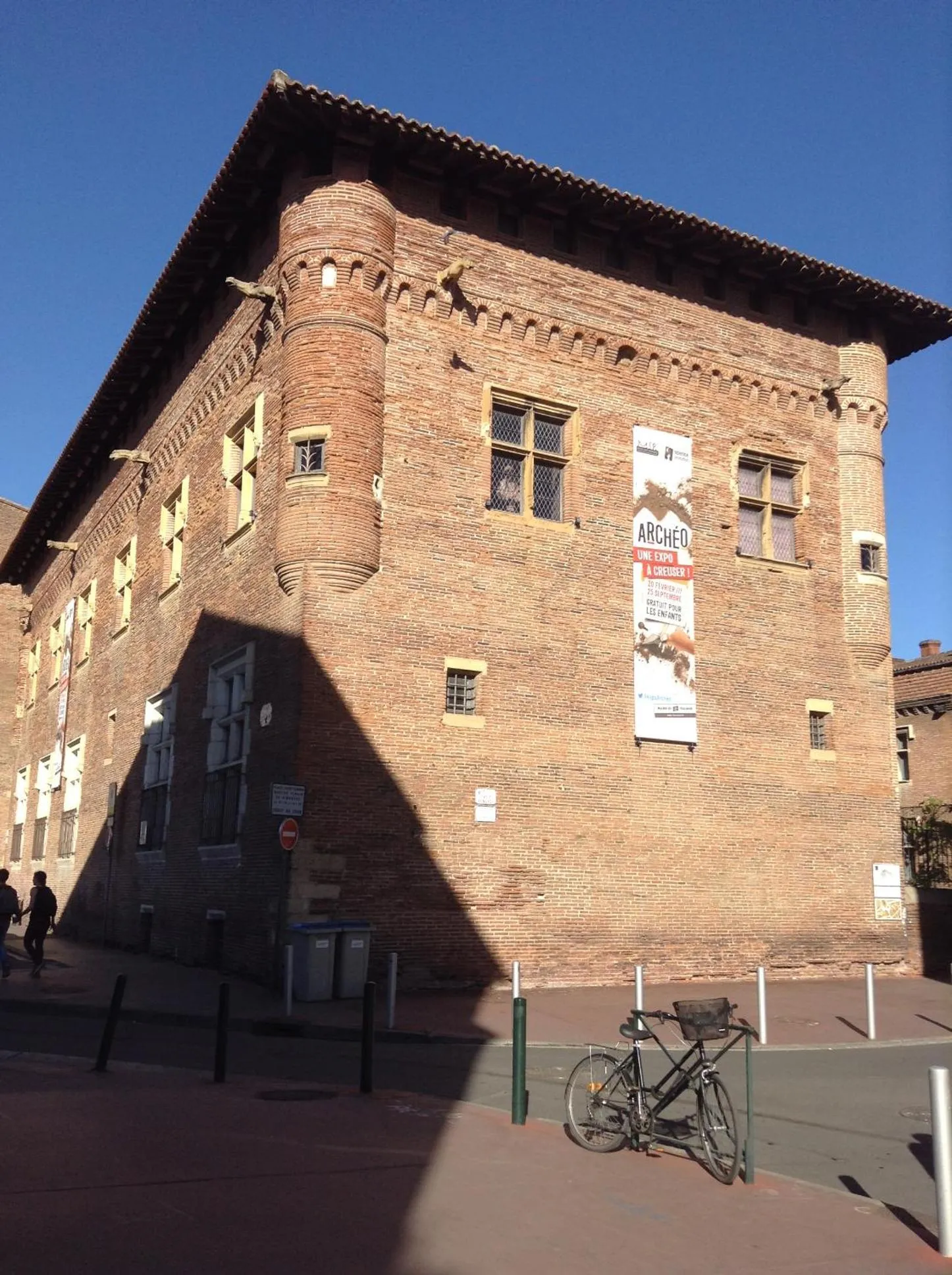 Nearby landmark in Résidence le Pastel François Verdier