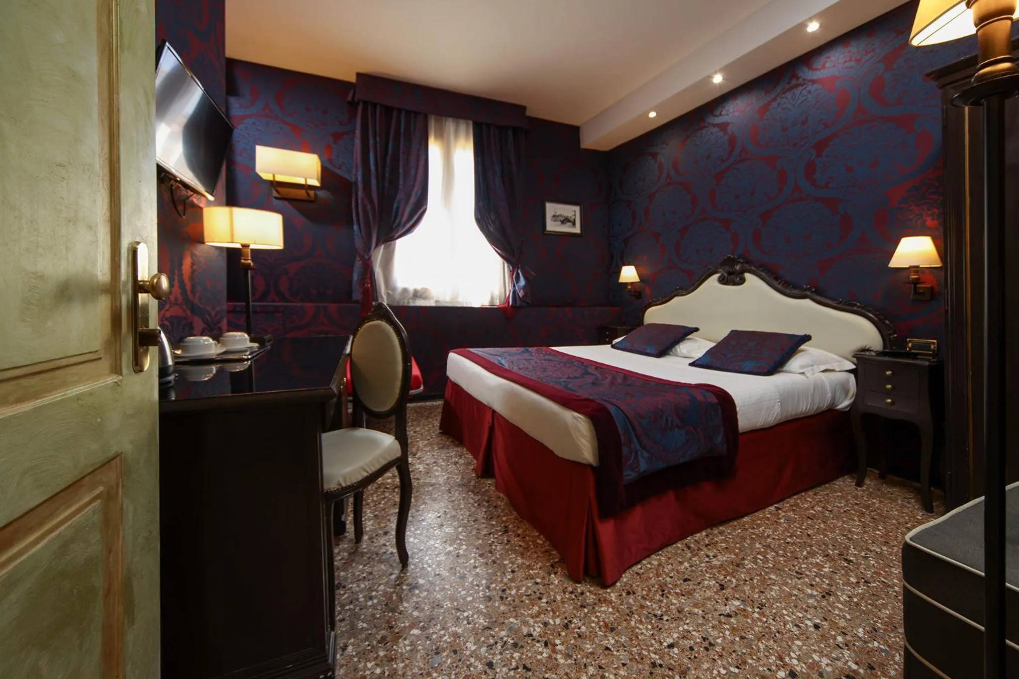 Bedroom, Bed in Locanda Antica Venezia