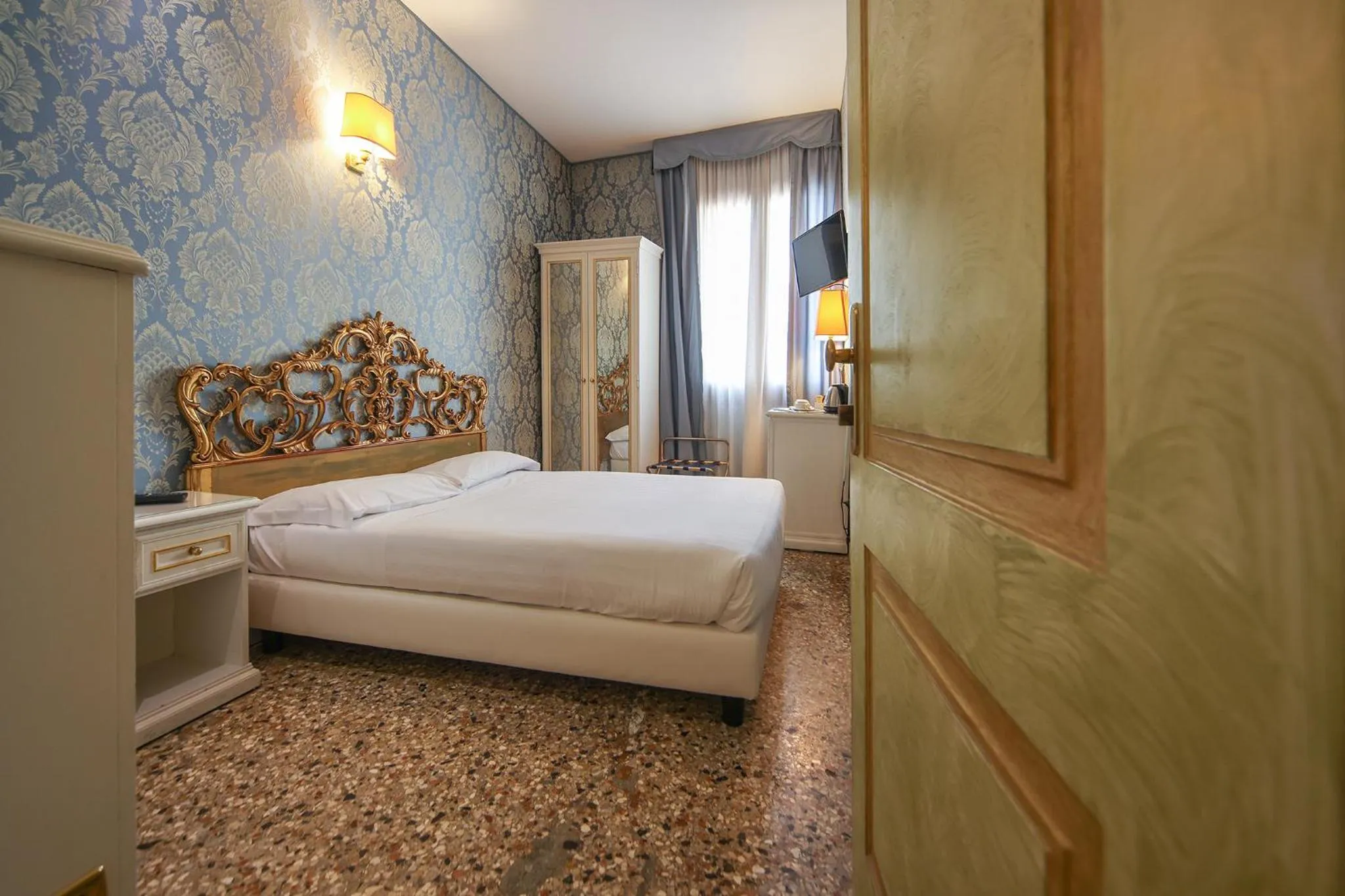 Bedroom, Bed in Locanda Antica Venezia