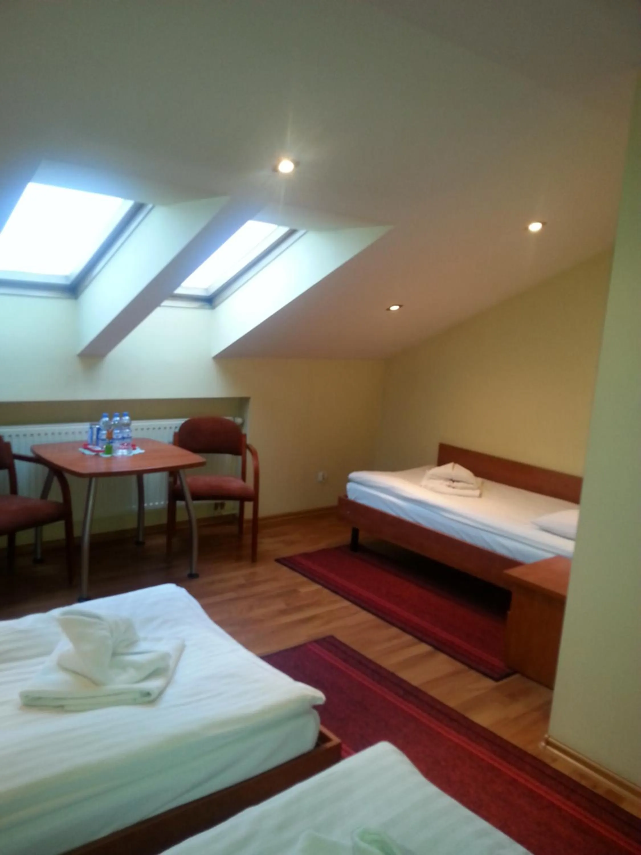 Photo of the whole room, Bed in Hotel Restauracja Kinga