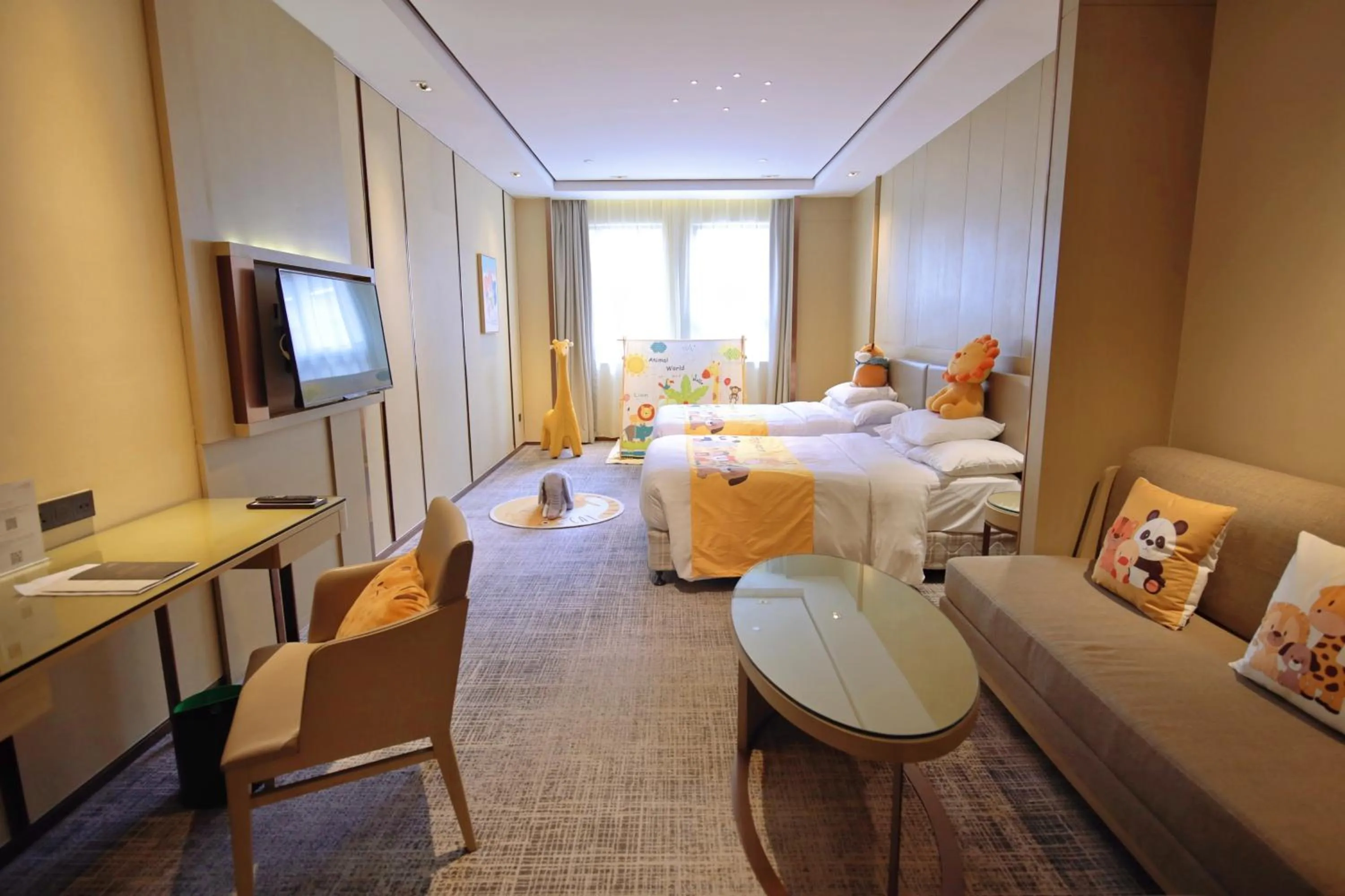 Bed in Courtyard by Marriott Shanghai International Tourism and Resorts Zone