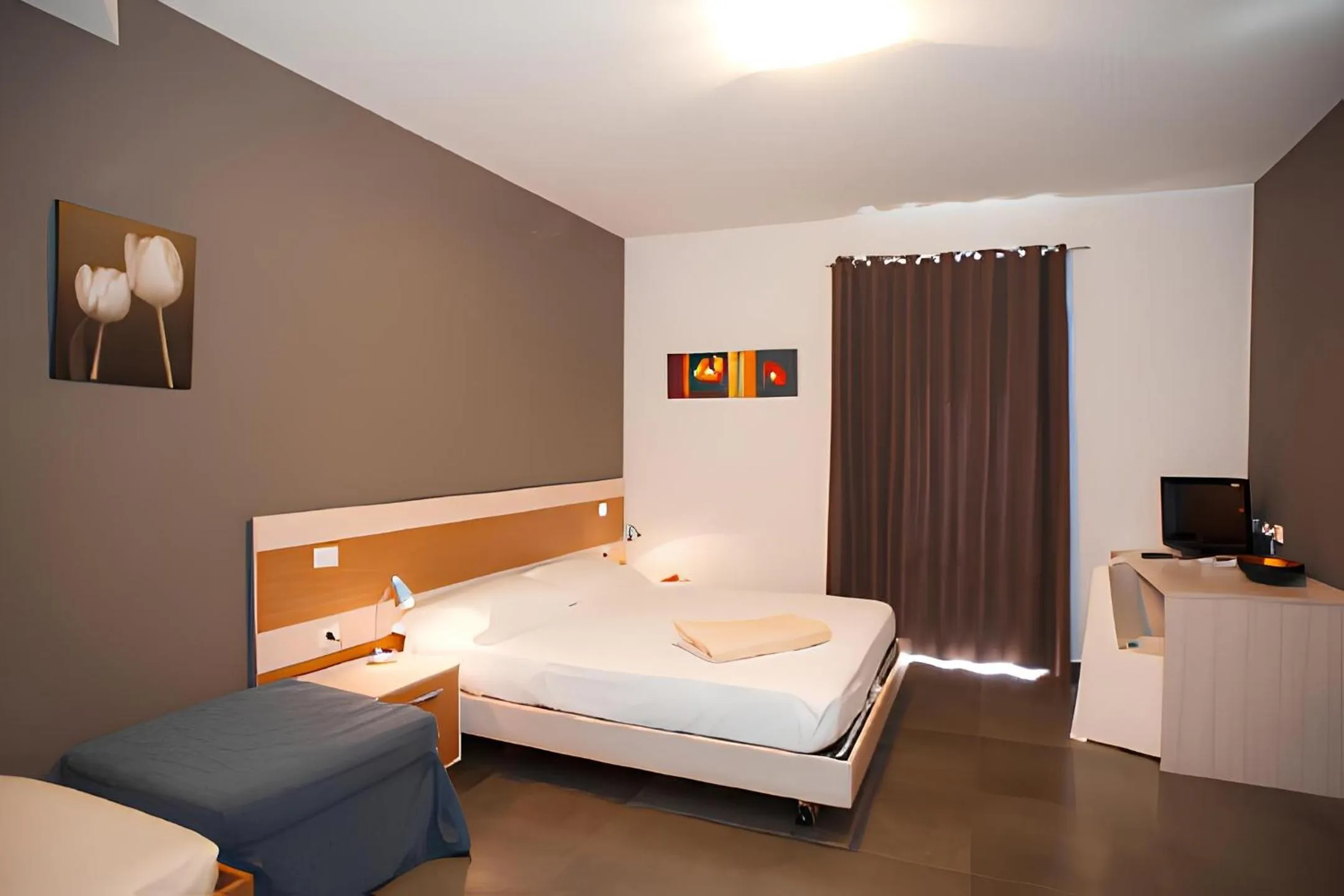 Bedroom, Bed in Ragusa Inn