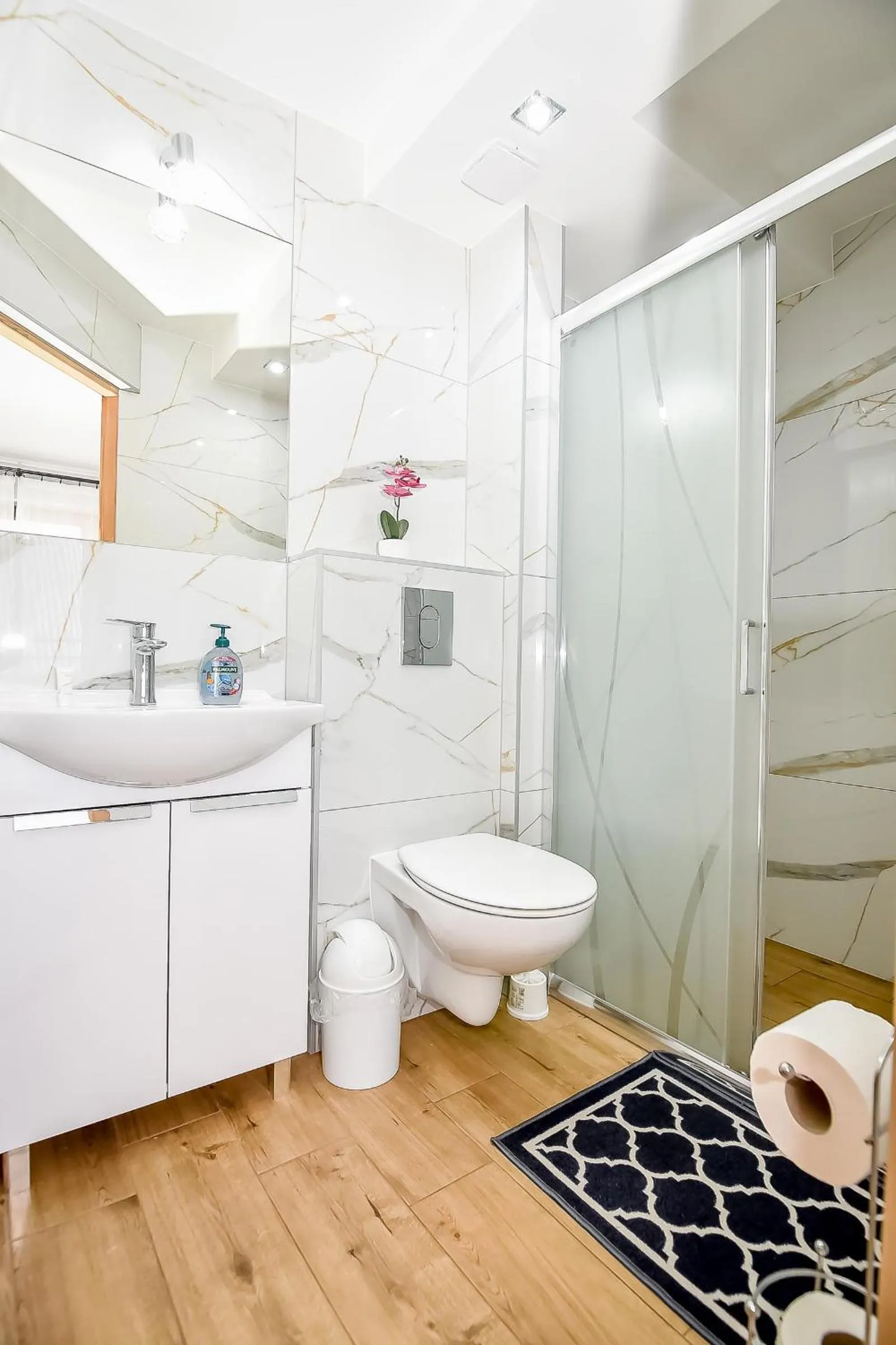 Shower in Willa u Perełki