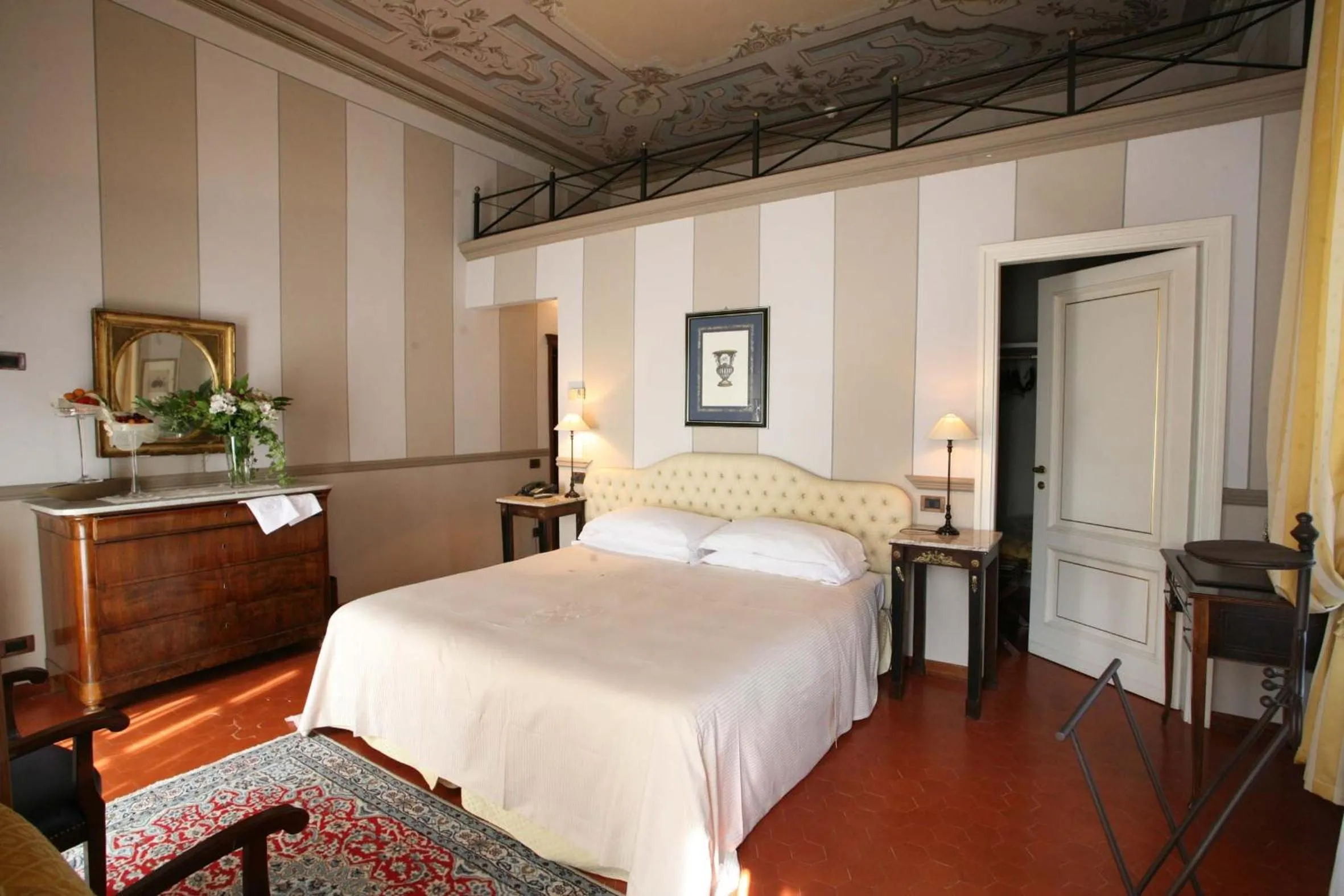 Photo of the whole room, Bed in Hotel Villa Beccaris