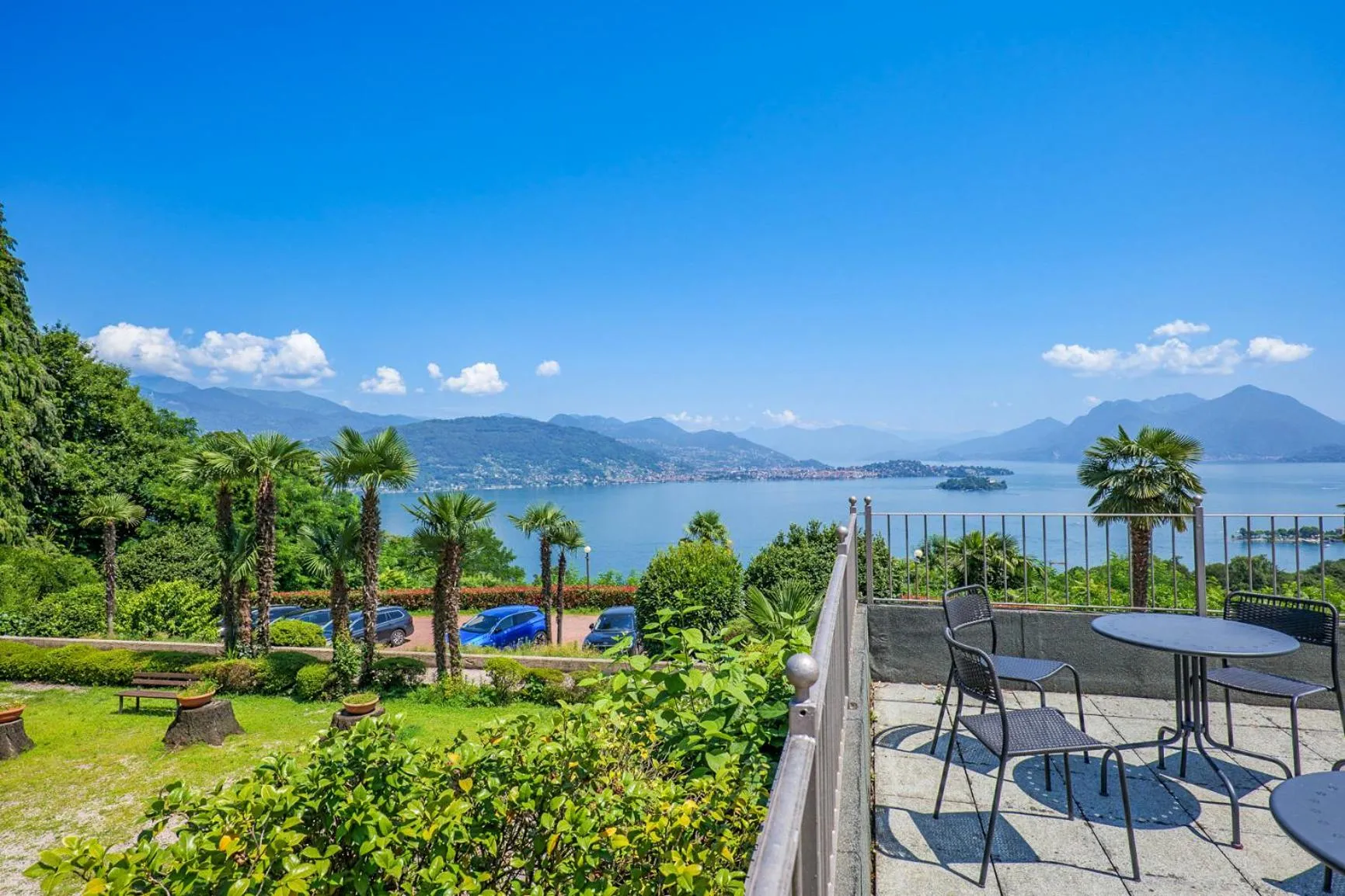 Lake view in Villa Anna Isole Borromee