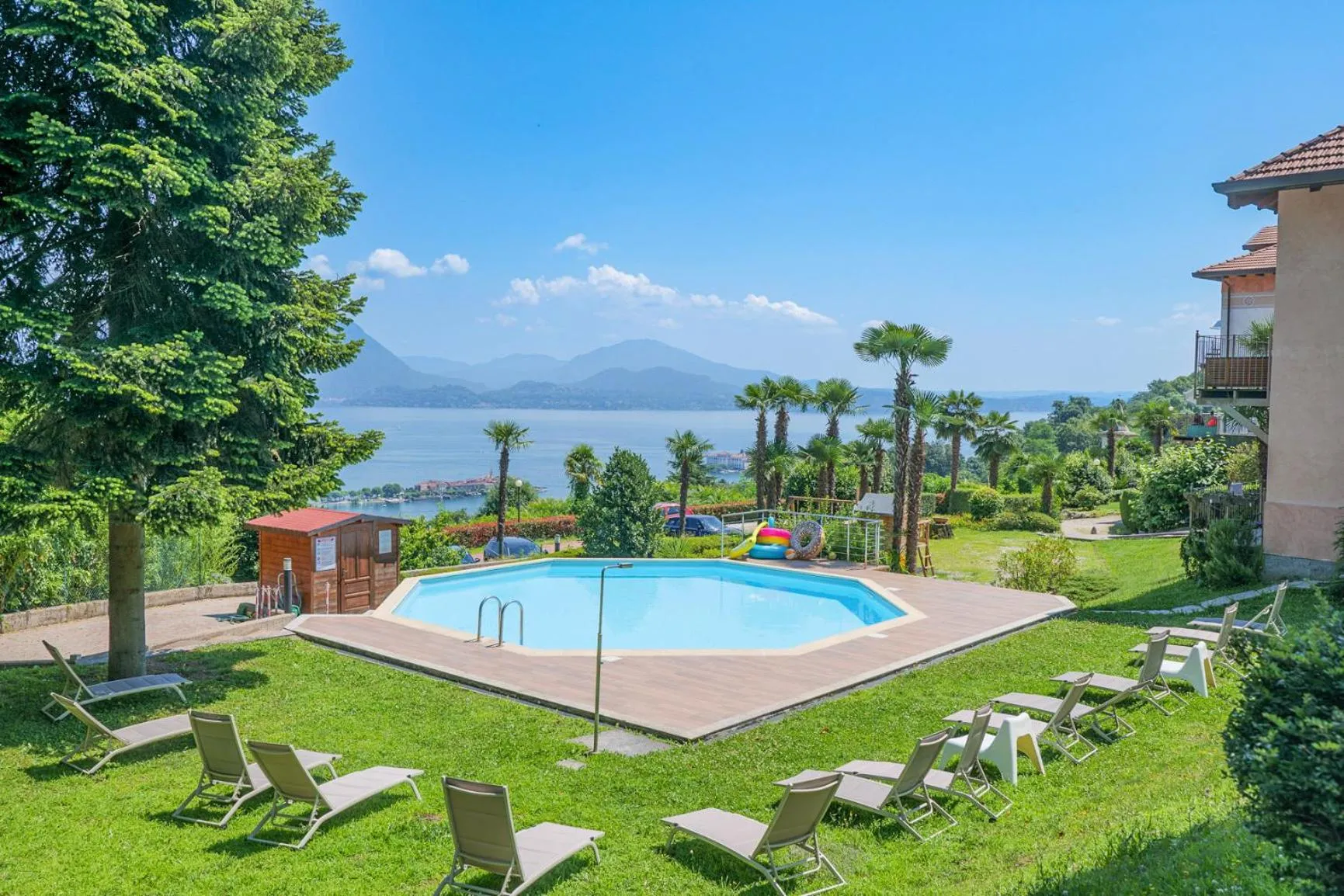 Lake view in Villa Anna Isole Borromee