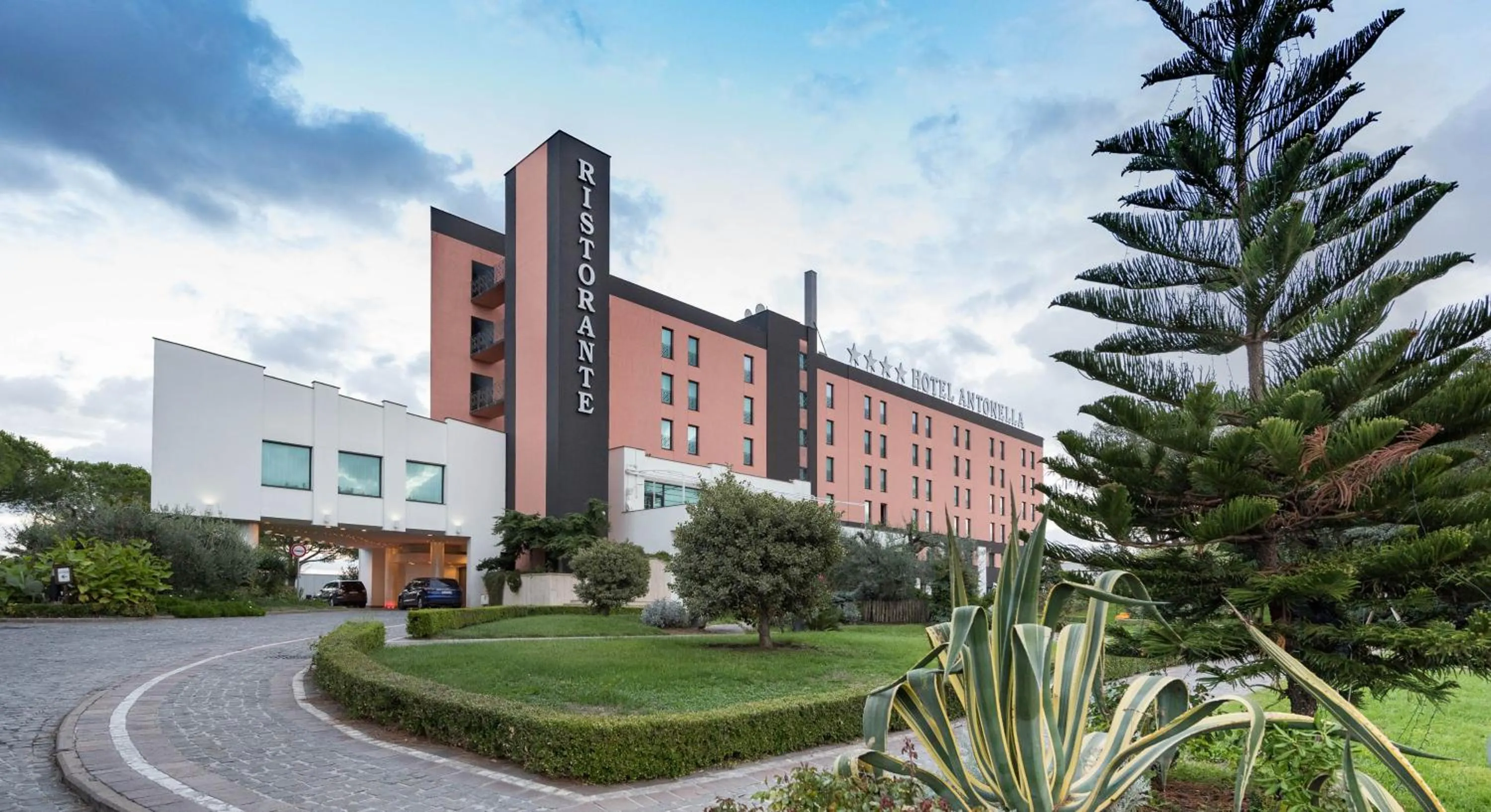 Property building in SHG Hotel Antonella