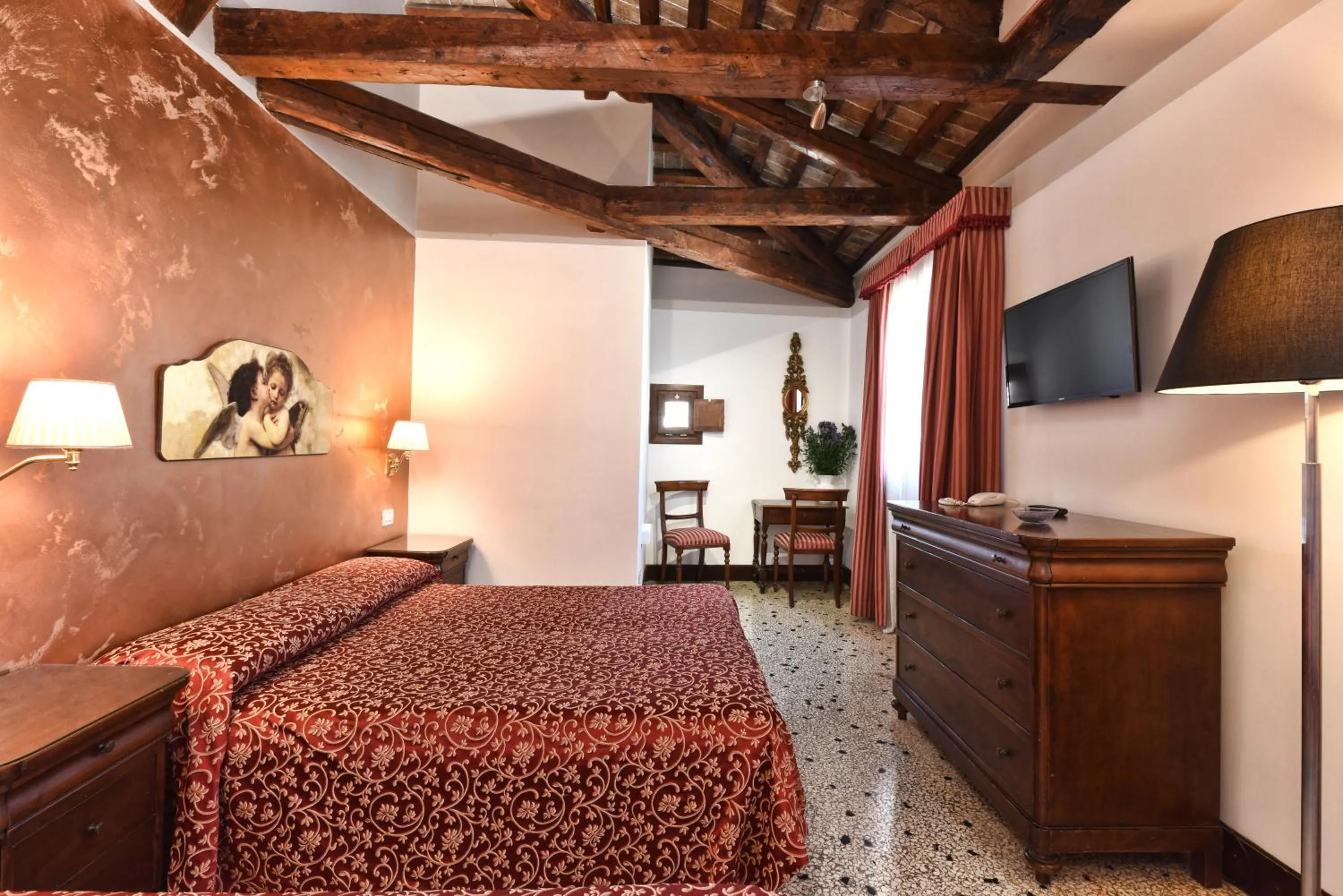 Bed in Locanda Casa Martini