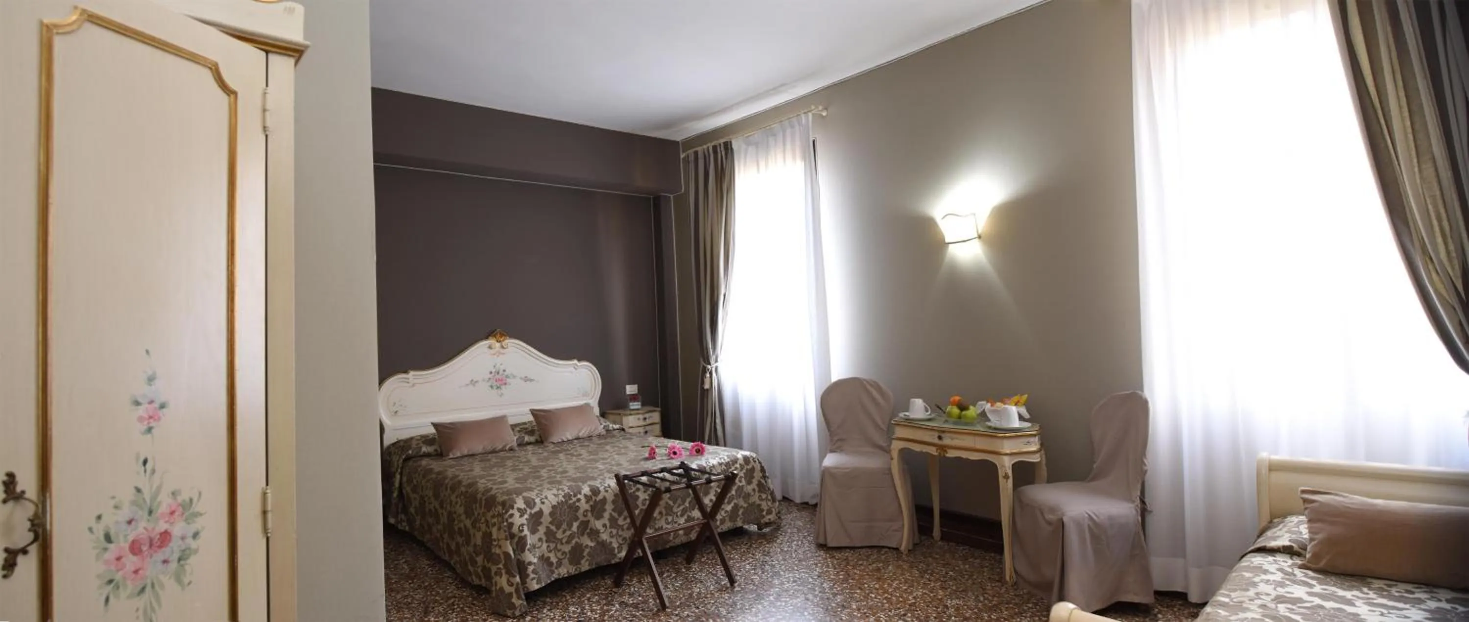 Photo of the whole room, Bed in Locanda Casa Martini