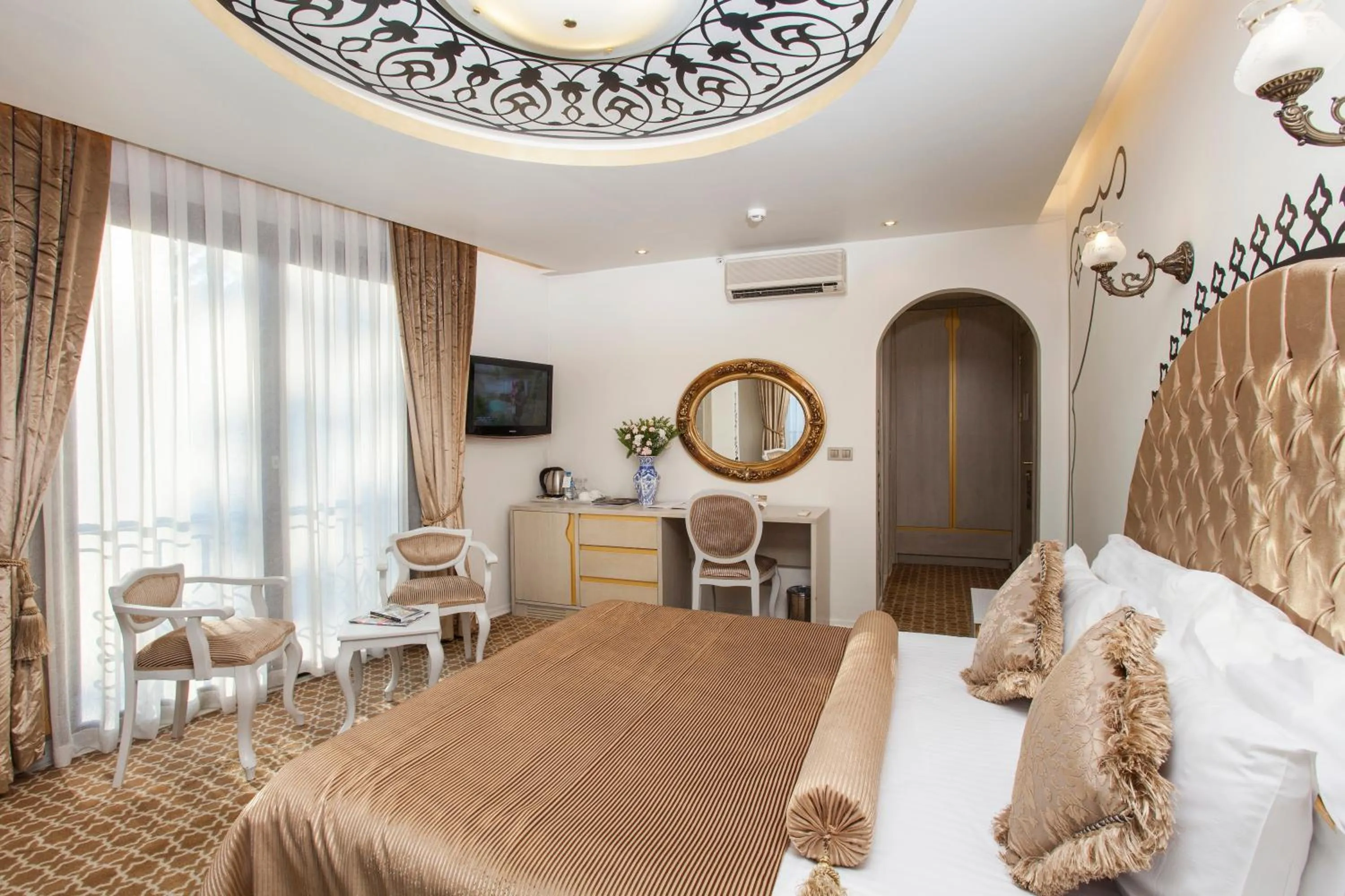 Photo of the whole room in Ottoman Hotel Park - Special Category