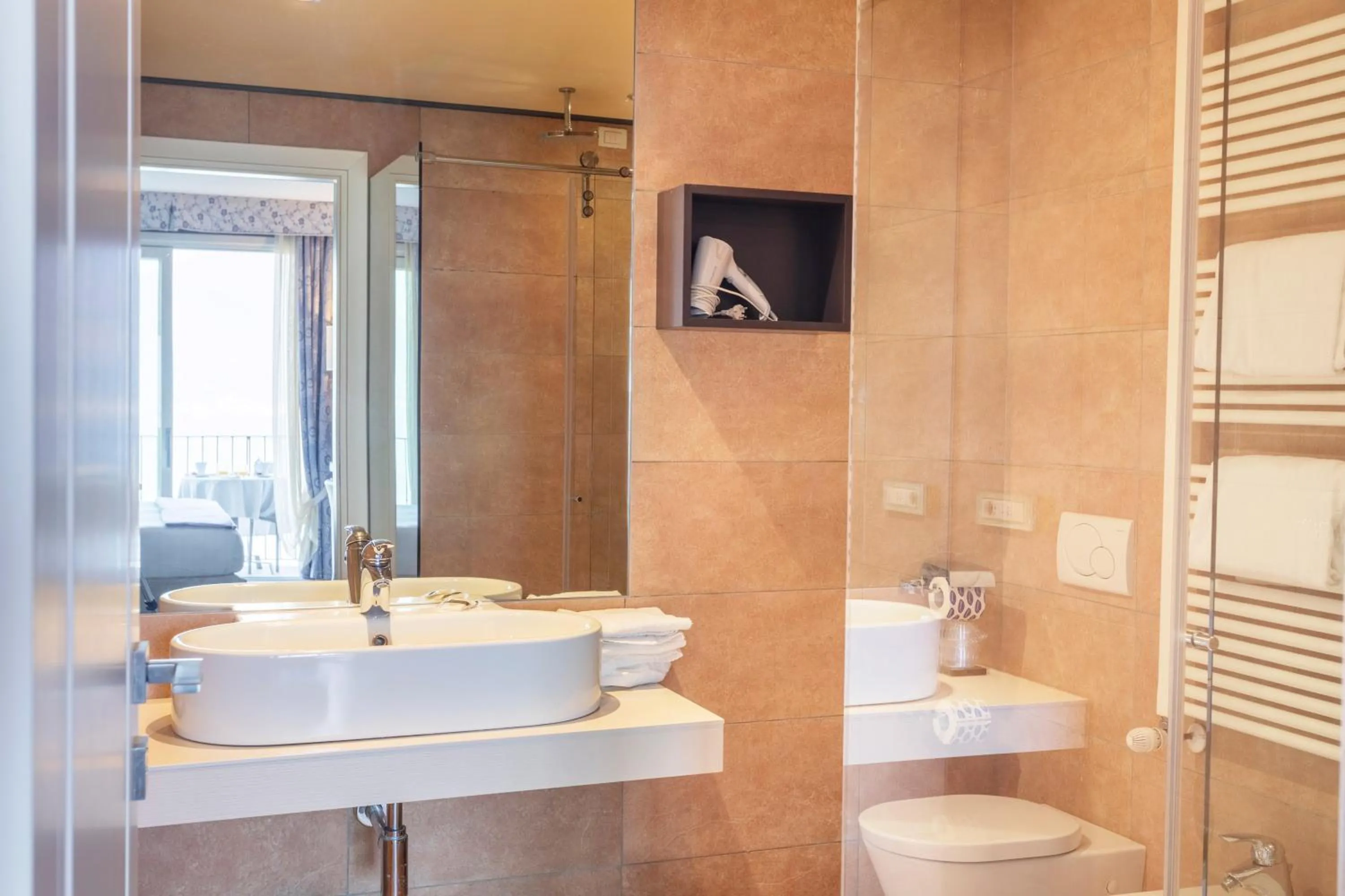 Toilet in Borgo Le Terrazze