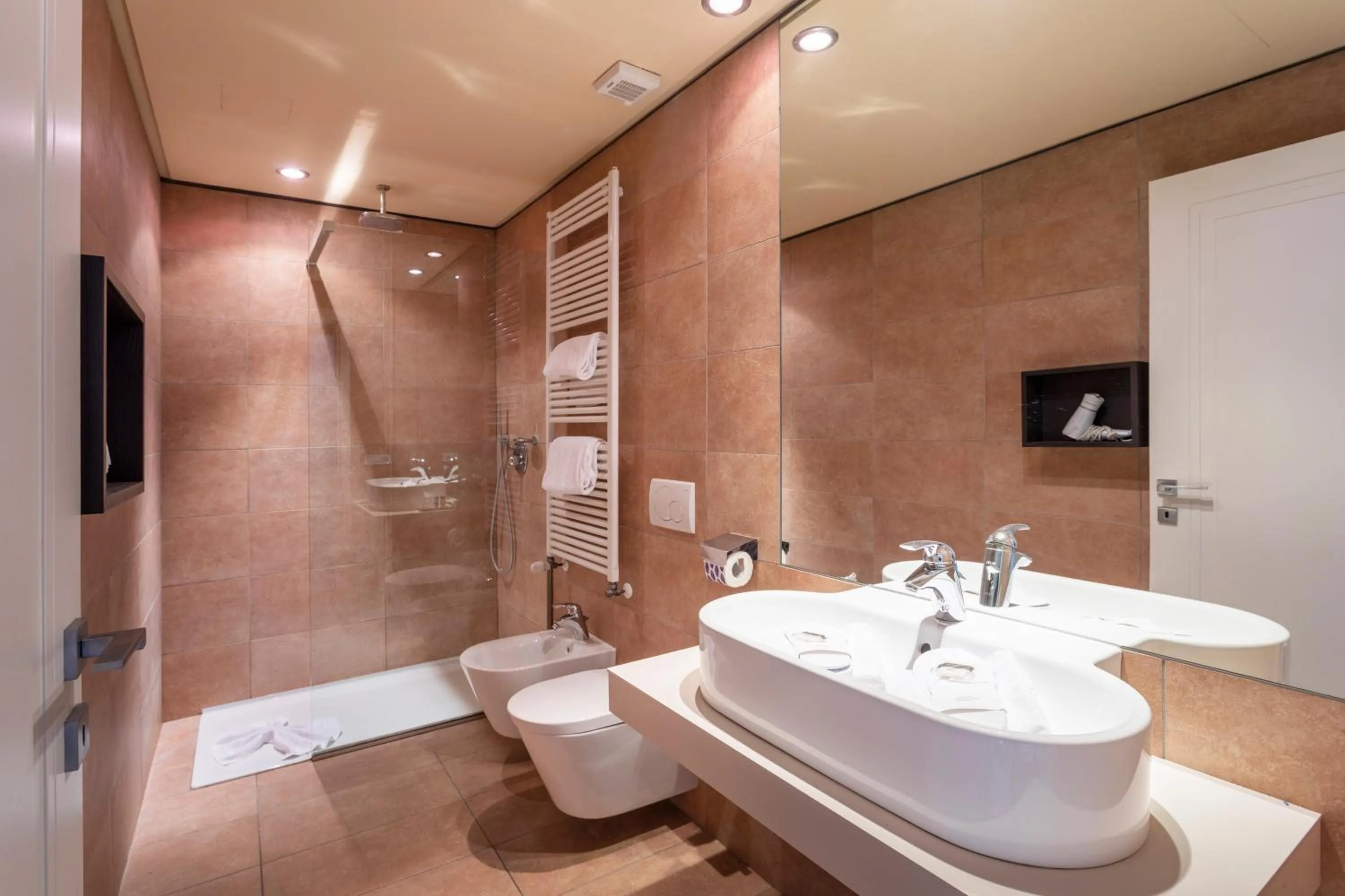 Shower in Borgo Le Terrazze