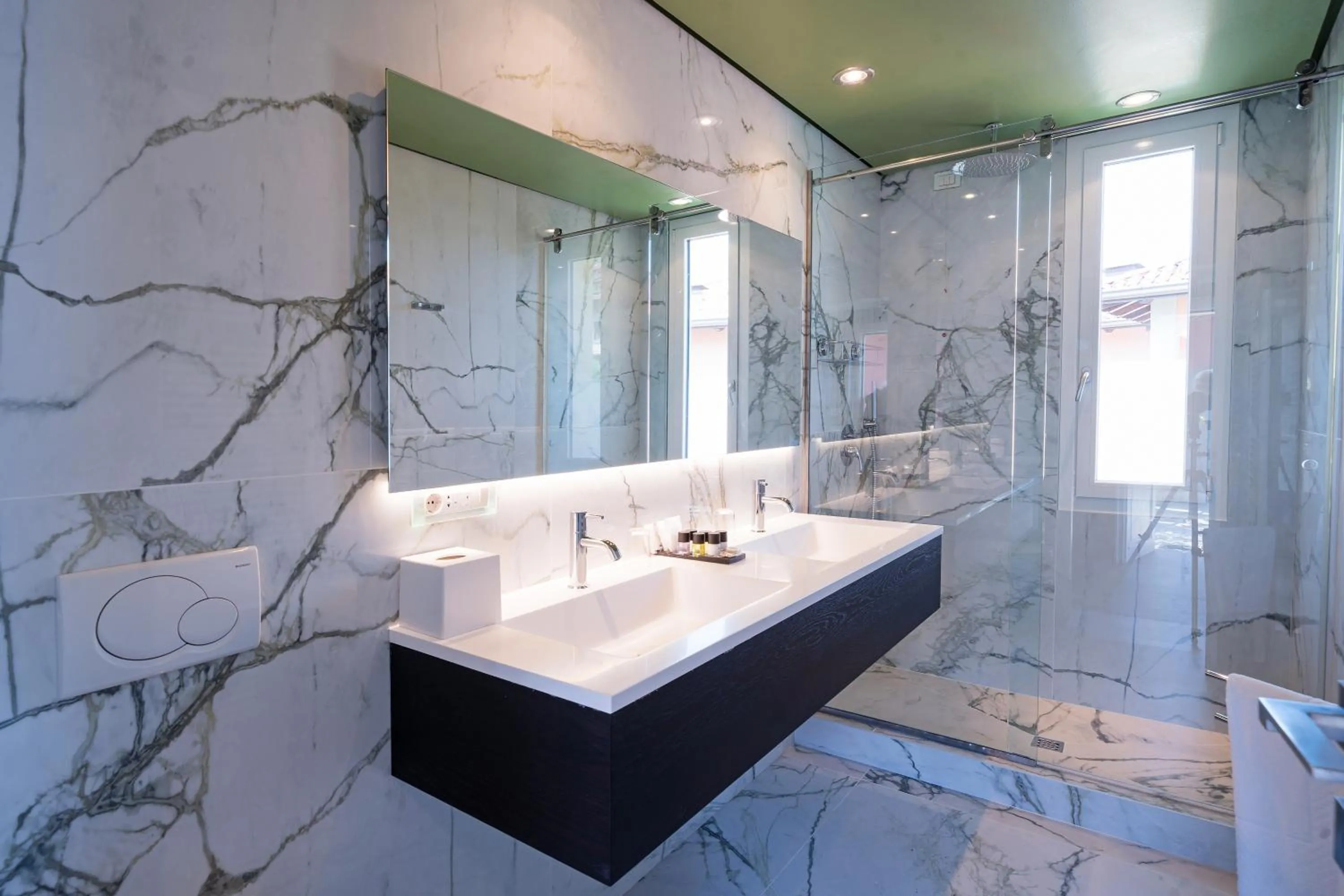 Shower in Borgo Le Terrazze