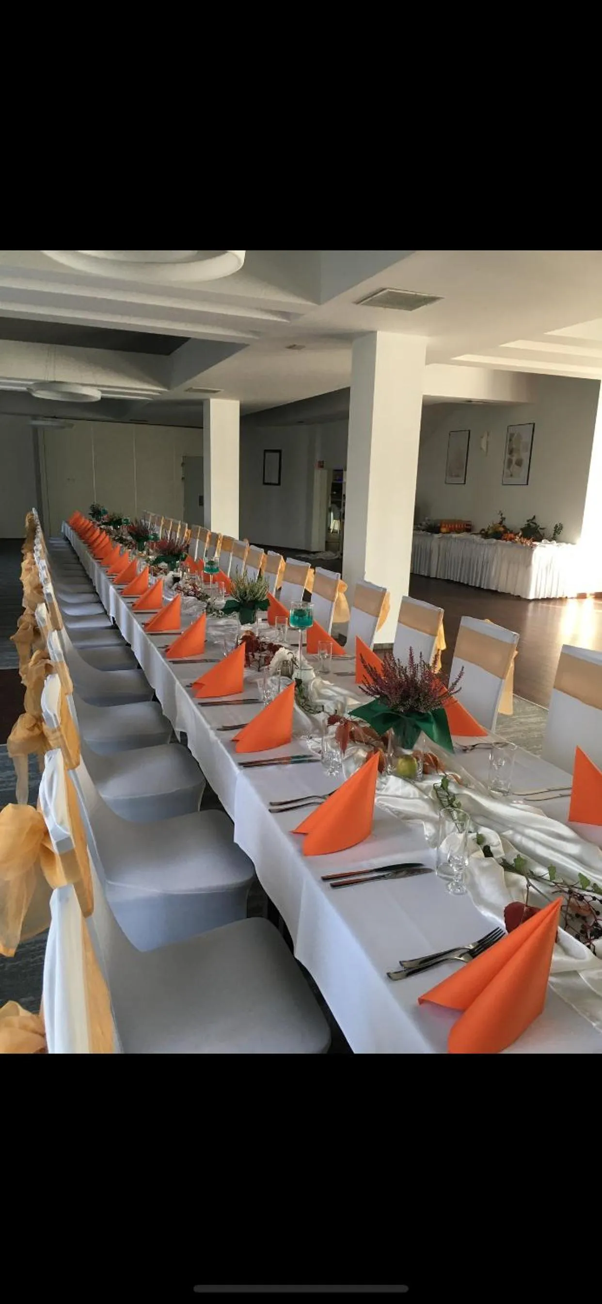 Restaurant/places to eat in Hotel Horyzont