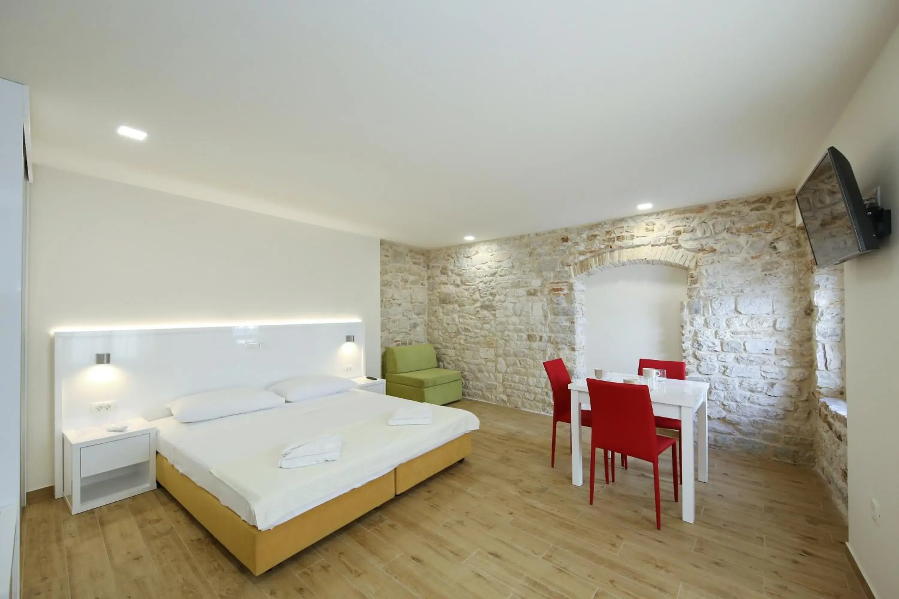 Studio Apartment in Idassa Atrium rooms Studio Apartment in Idassa Atrium rooms