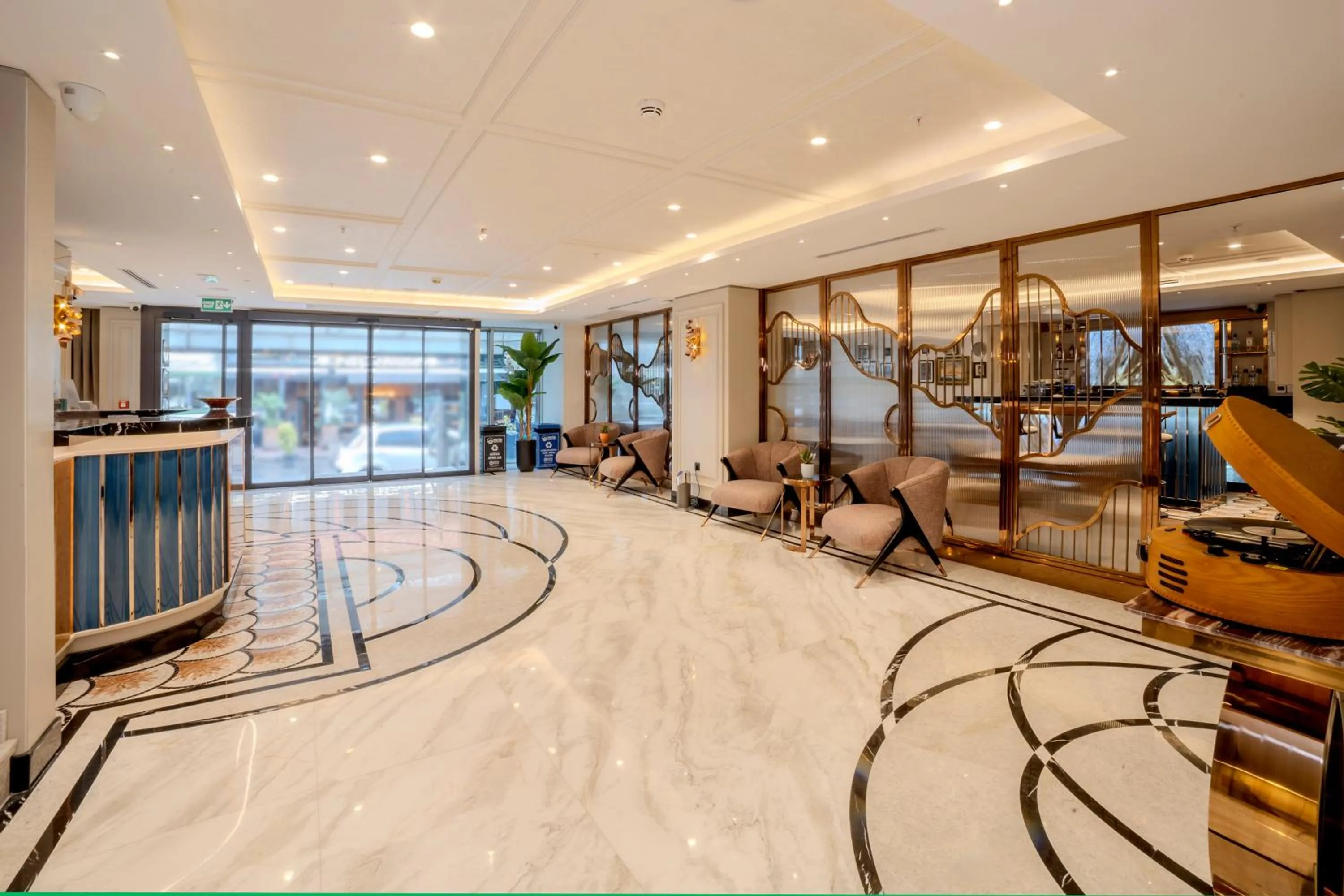 Lobby or reception in Grand Hilarium Hotel