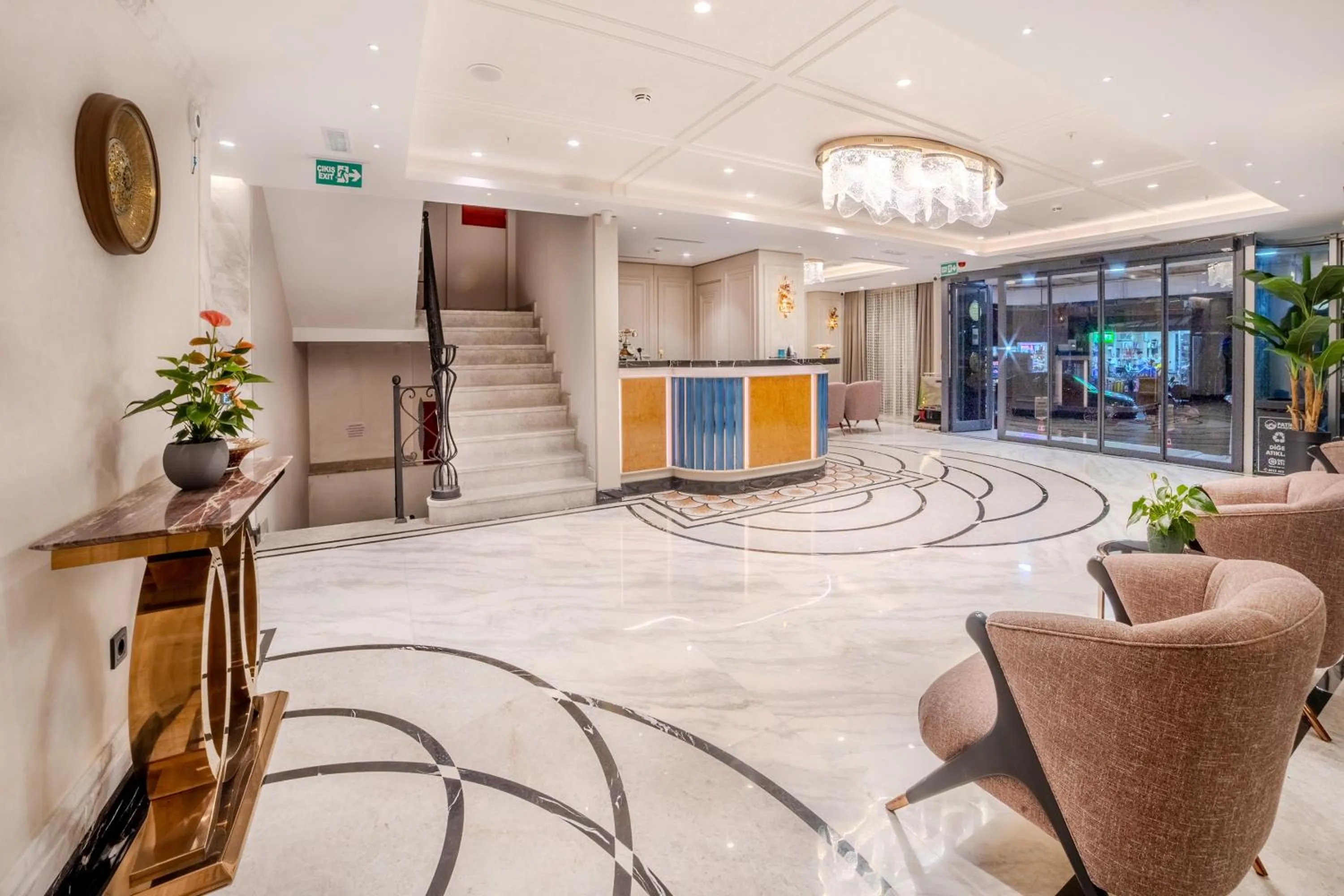 Lobby or reception in Grand Hilarium Hotel