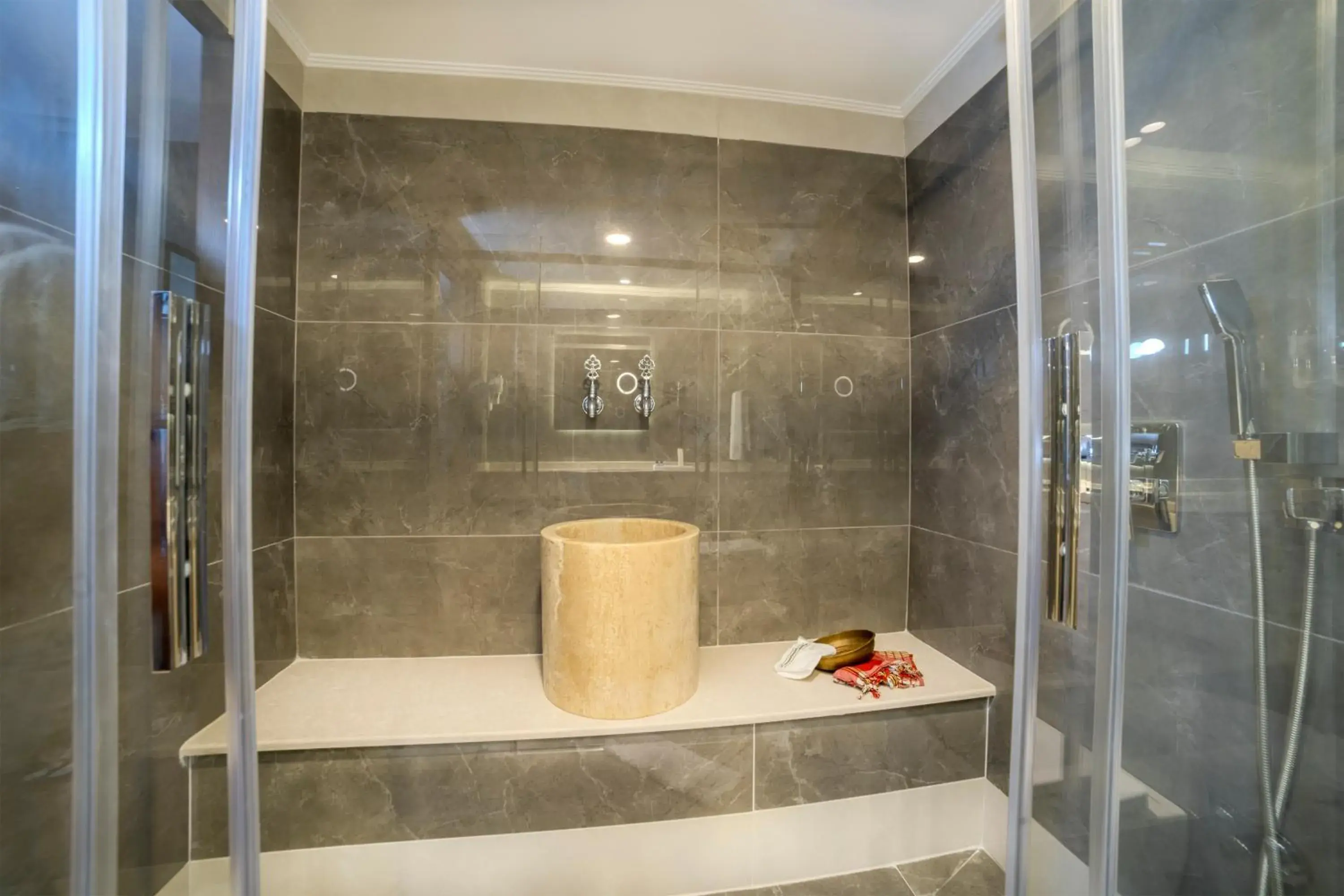 Family Room in Grand Hilarium Hotel Family Room in Grand Hilarium Hotel