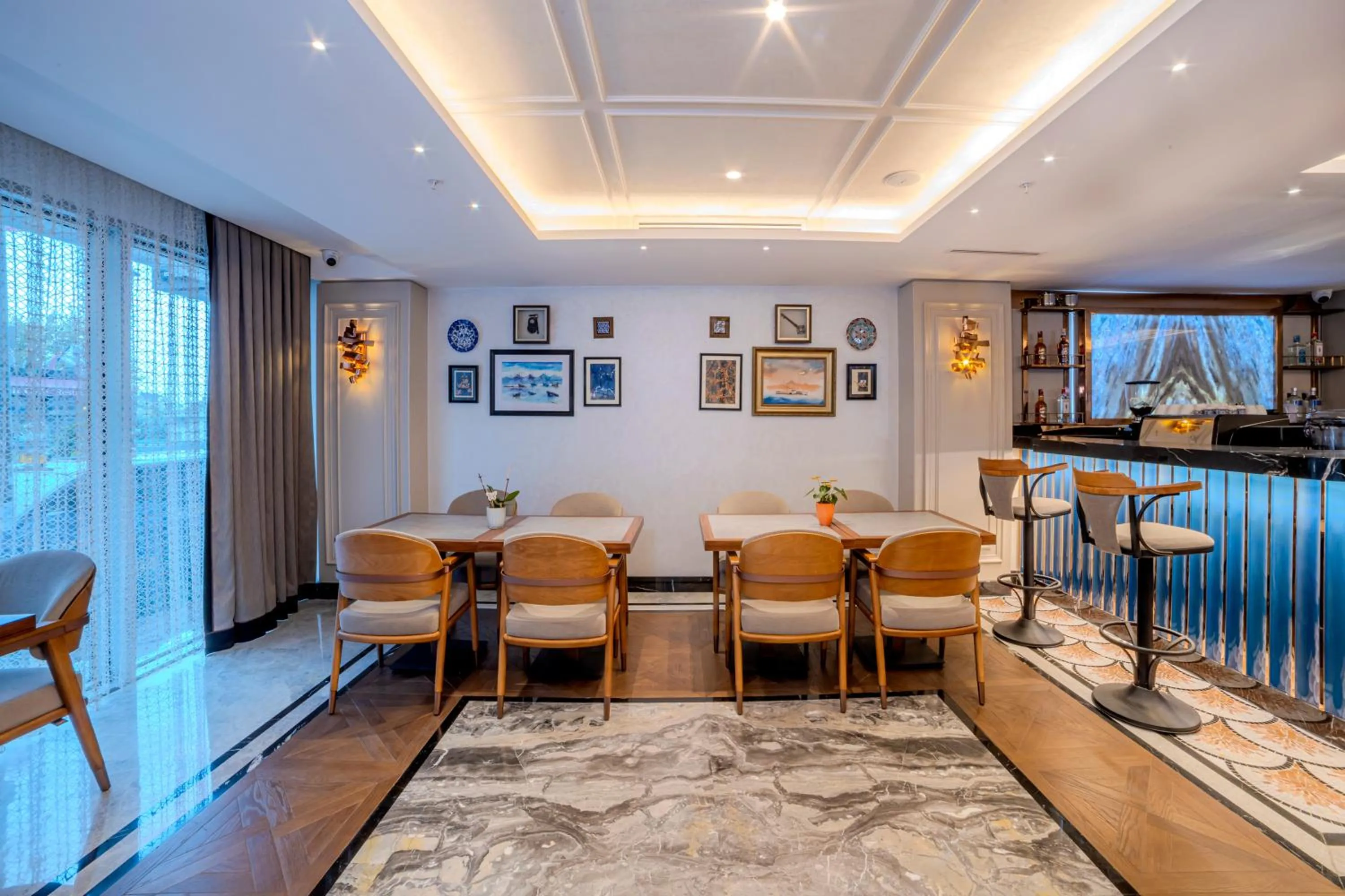 Lounge or bar in Grand Hilarium Hotel