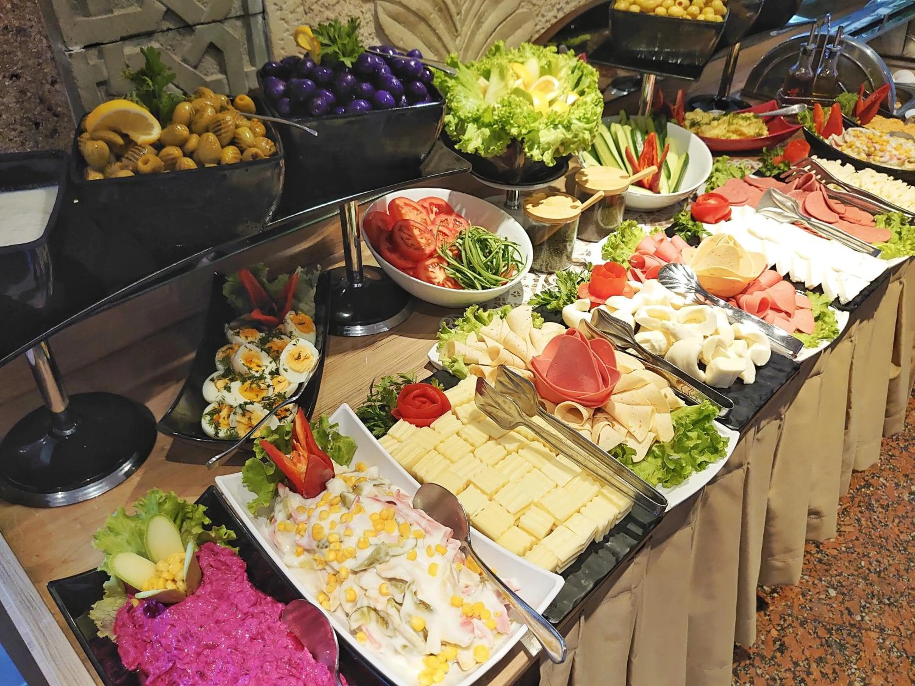 Restaurant/places to eat in Orient Mintur Hotel