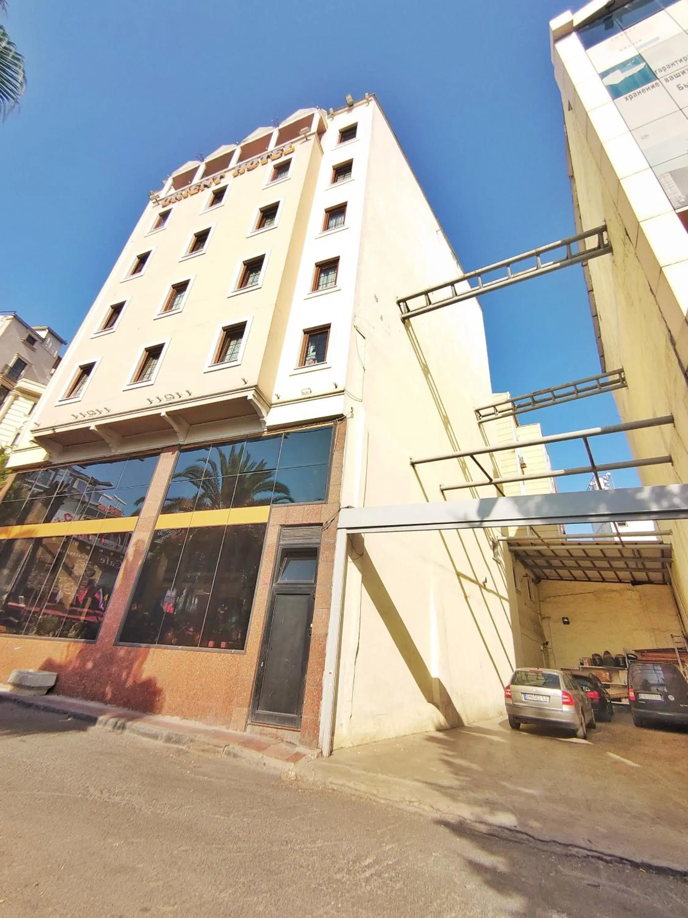 Property building in Orient Mintur Hotel Property building in Orient Mintur Hotel