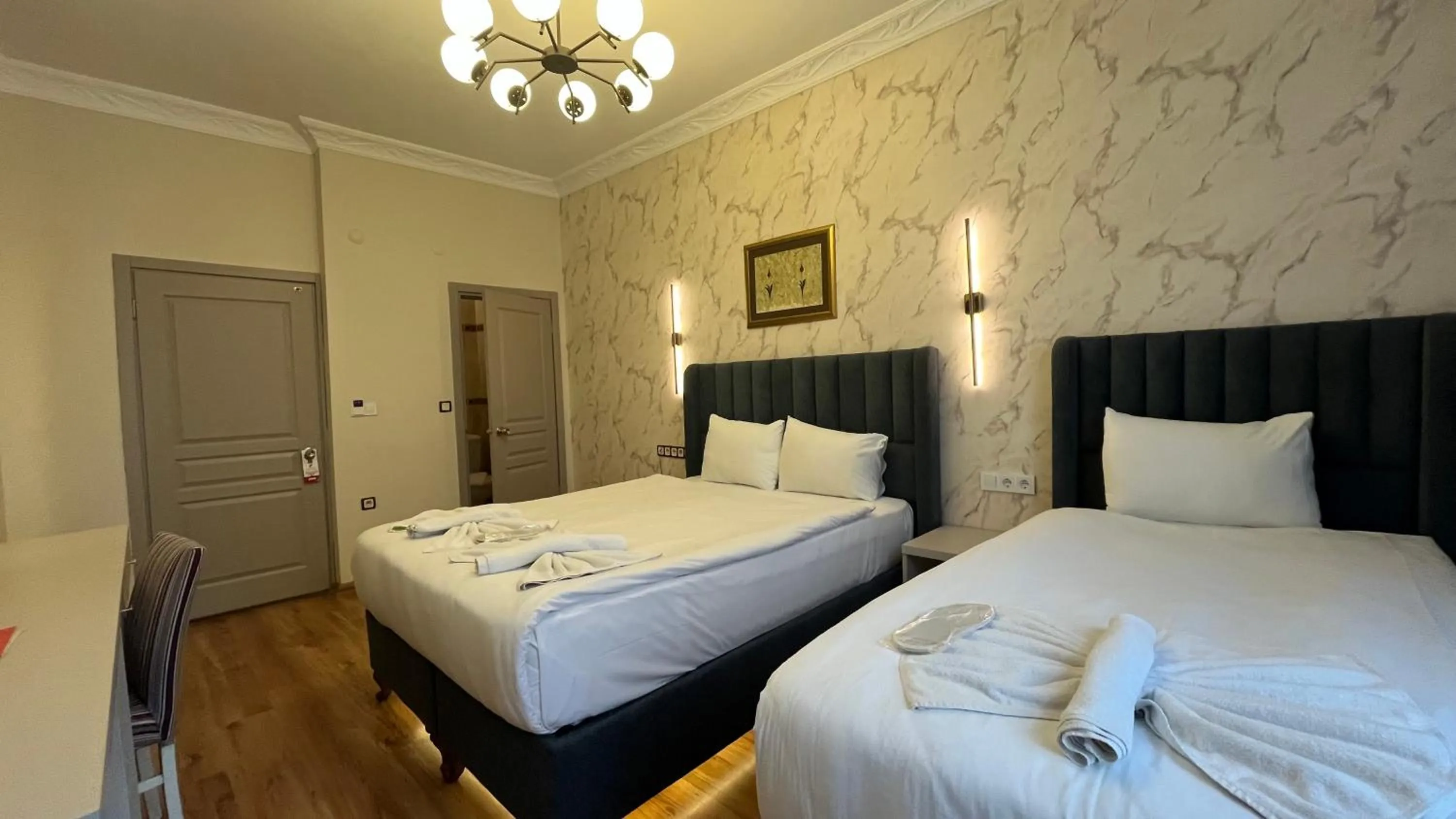 Bed in Hotel Tulip House