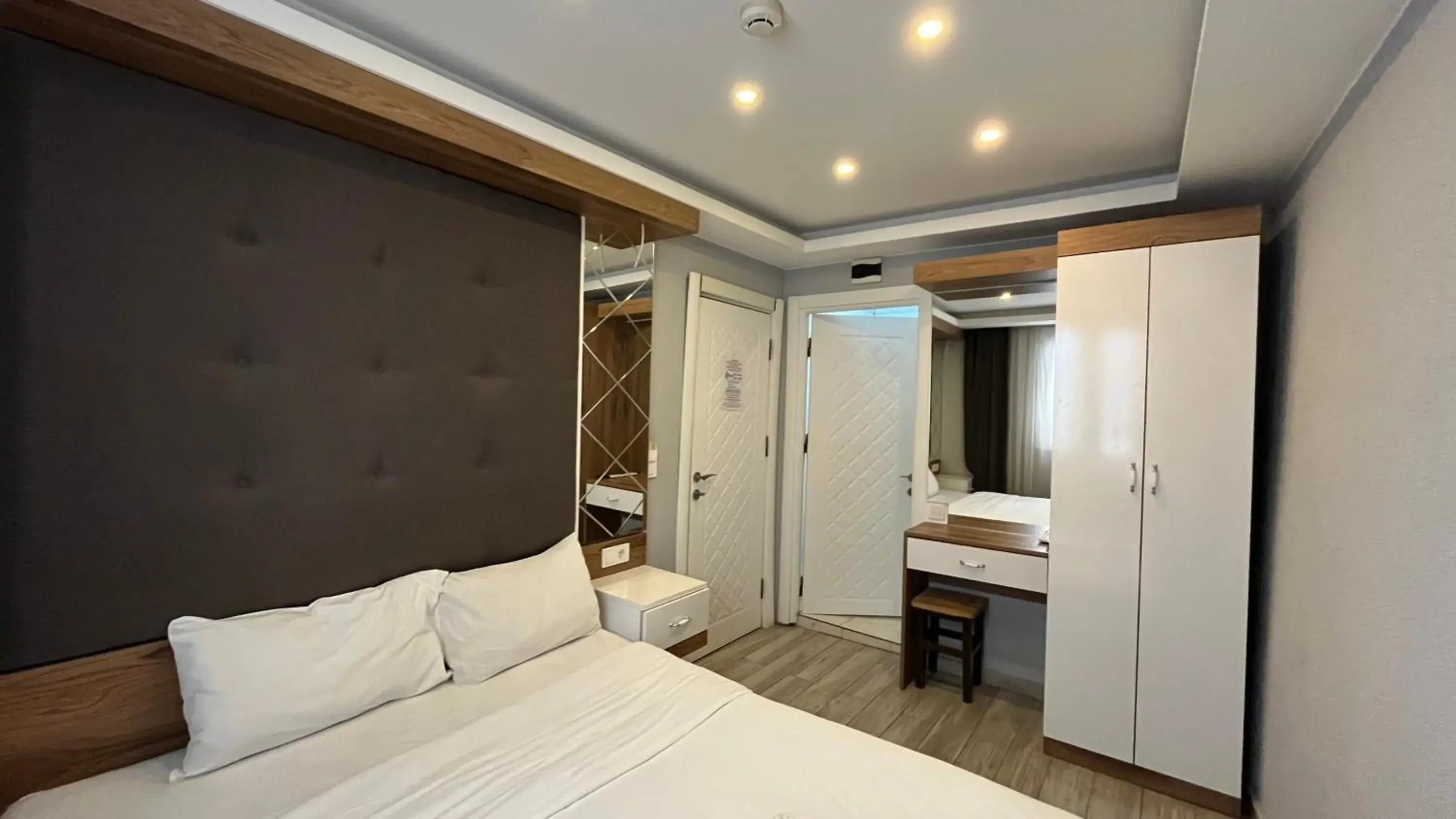 Bed in Hotel Tulip House Bed in Hotel Tulip House