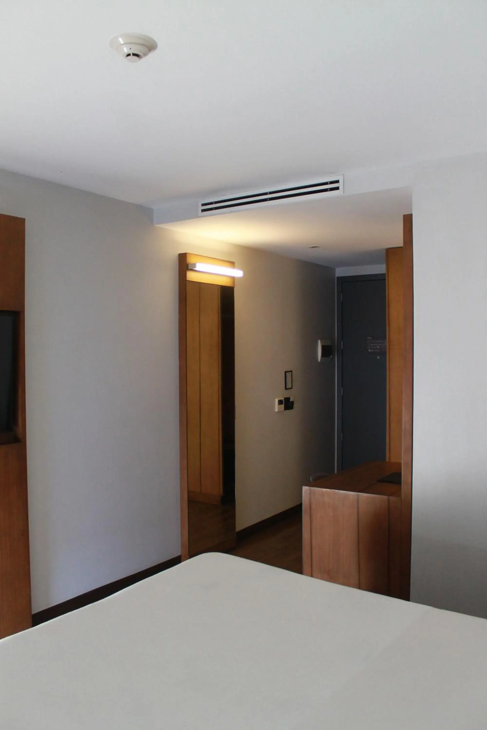 Photo of the whole room, Bed in Ikonik Hotel Puebla