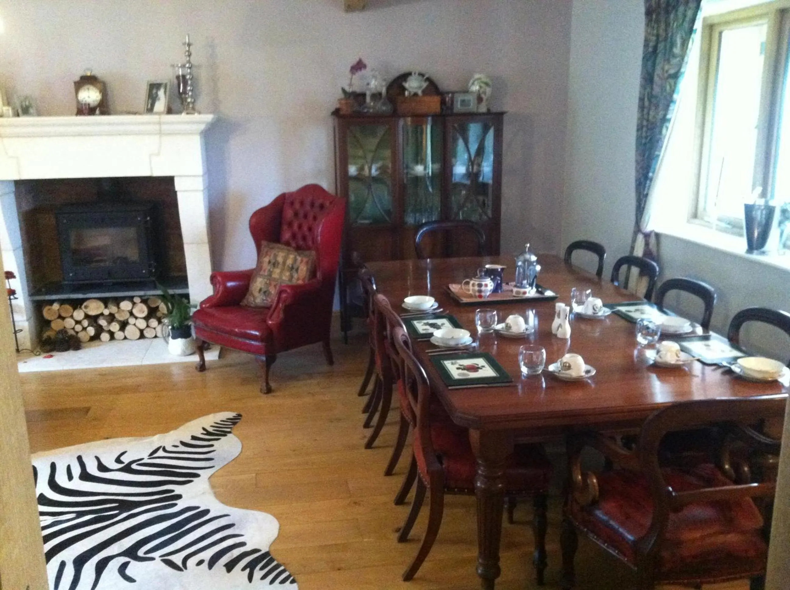 Communal lounge/ TV room in East Dunster Deer Farm B&B