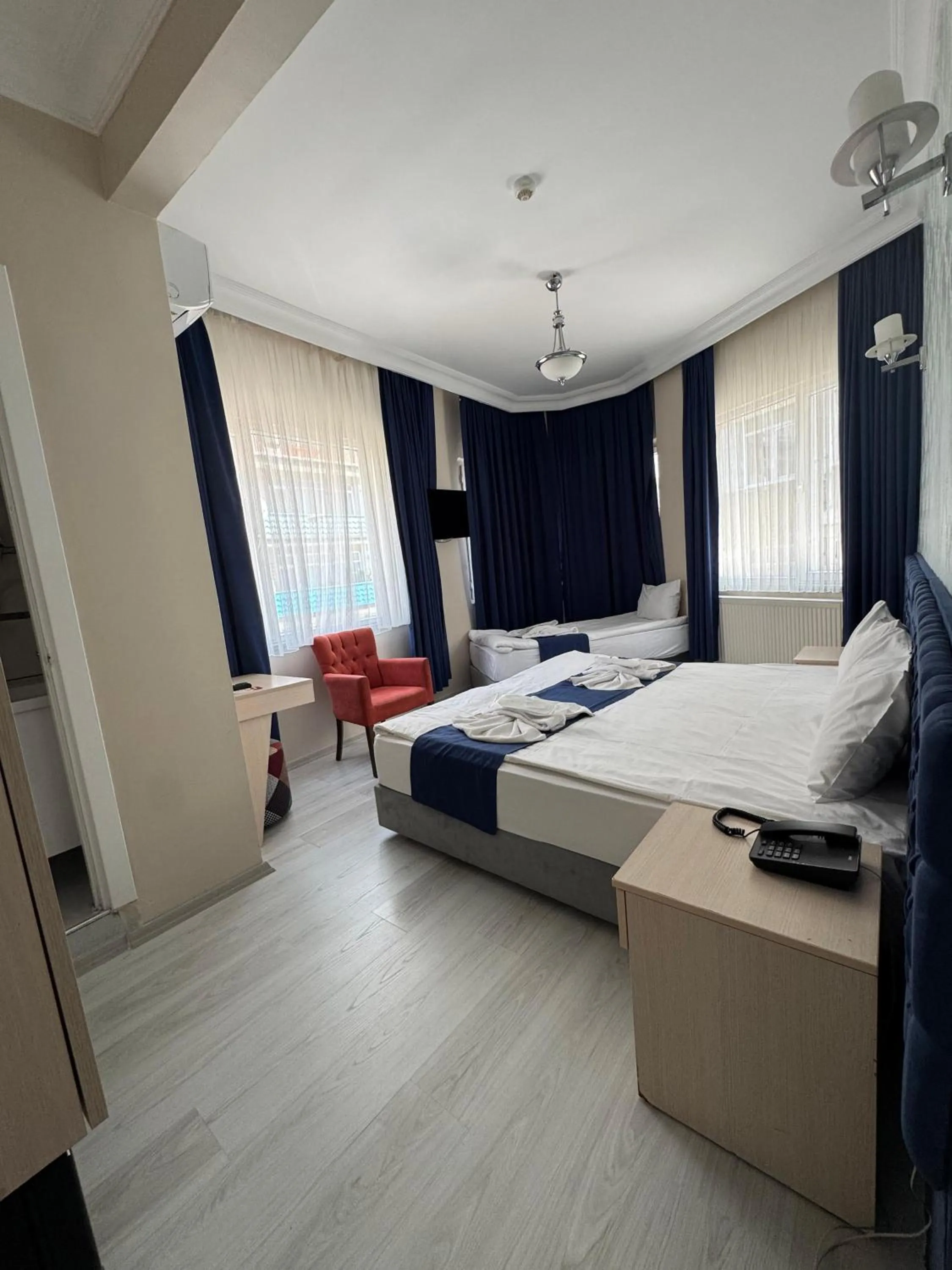 Photo of the whole room, Bed in My Home Sultanahmet Hotel