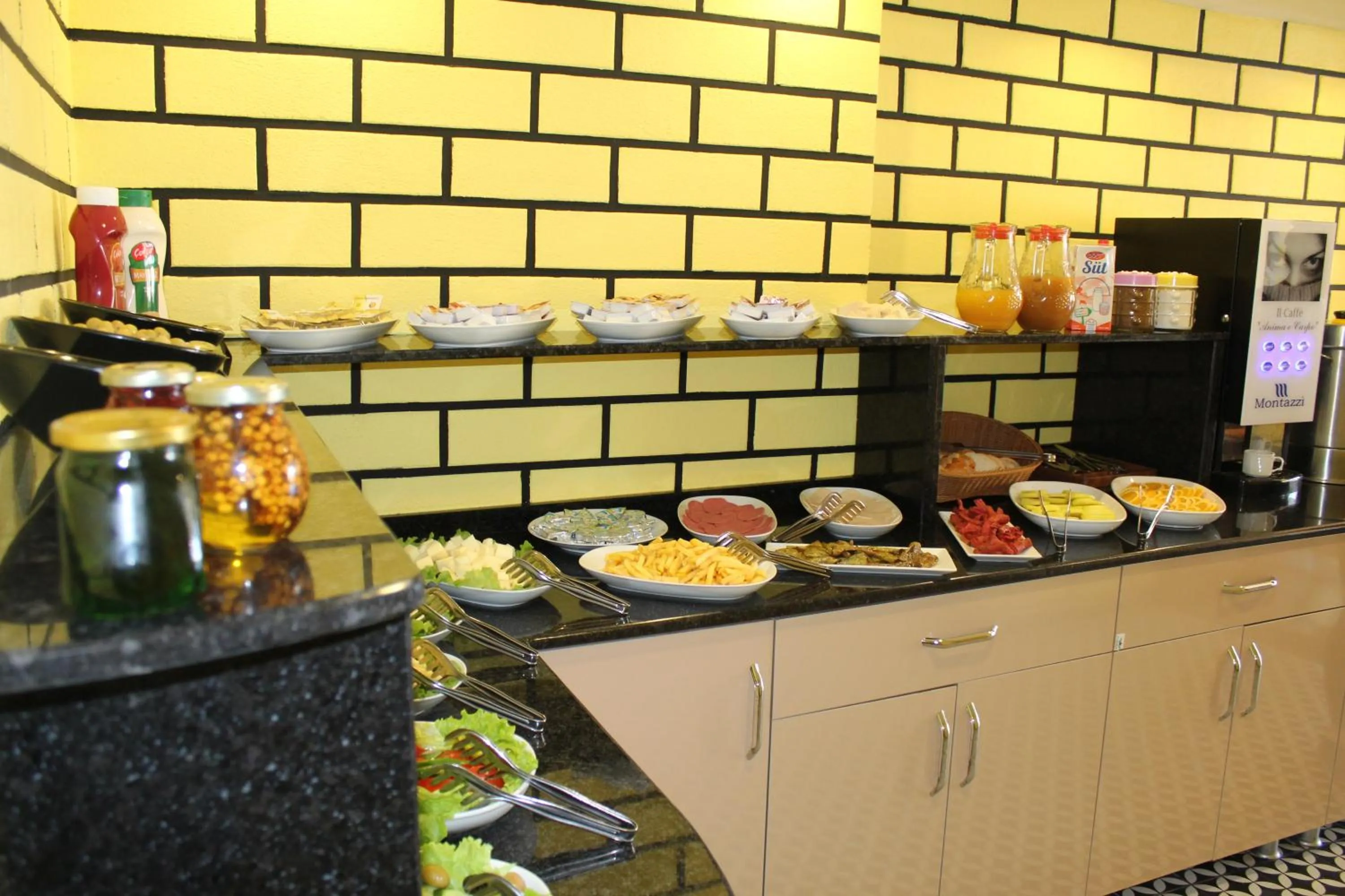 Food and drinks in Theodian Hotel