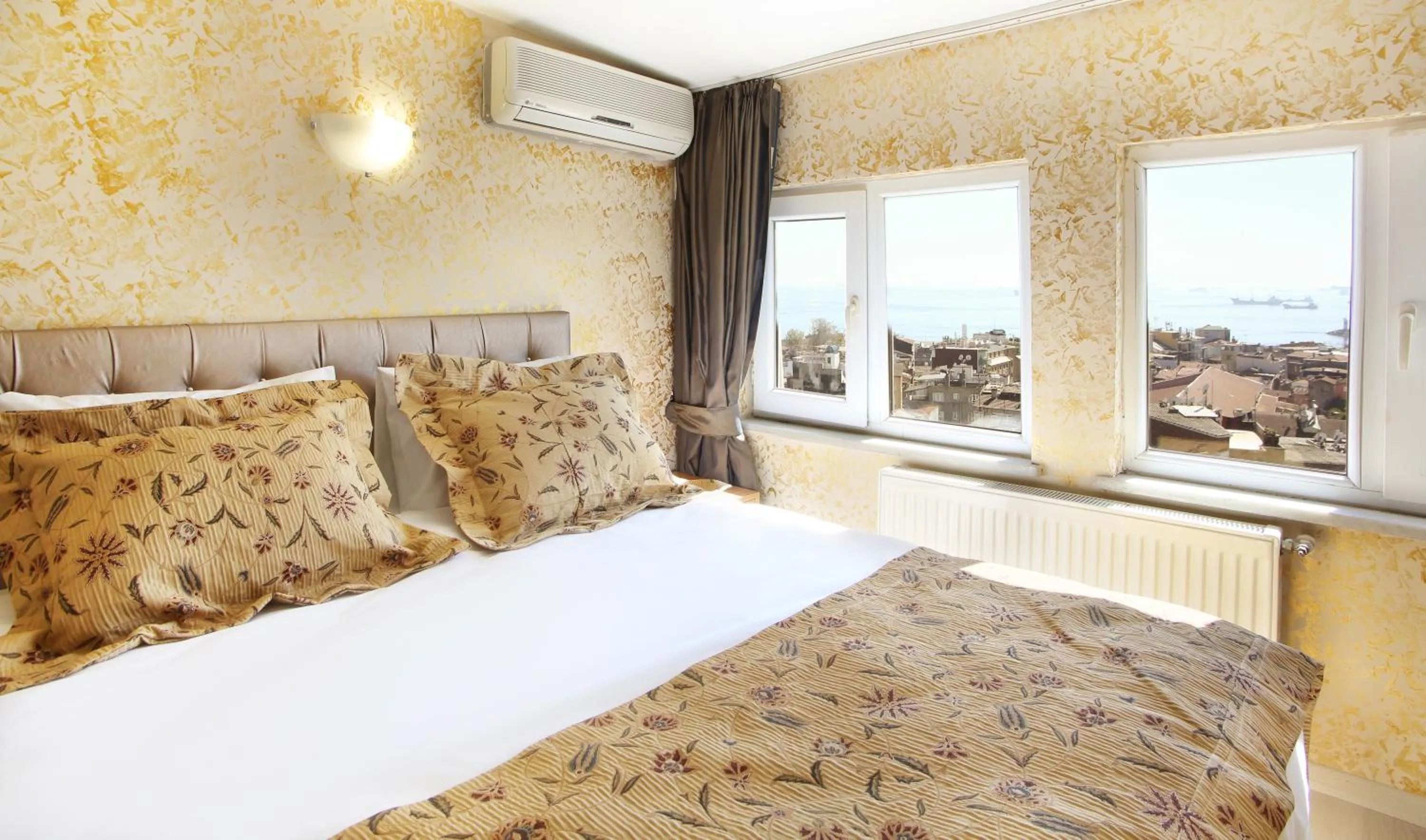 Sea view, Bed in Theodian Hotel