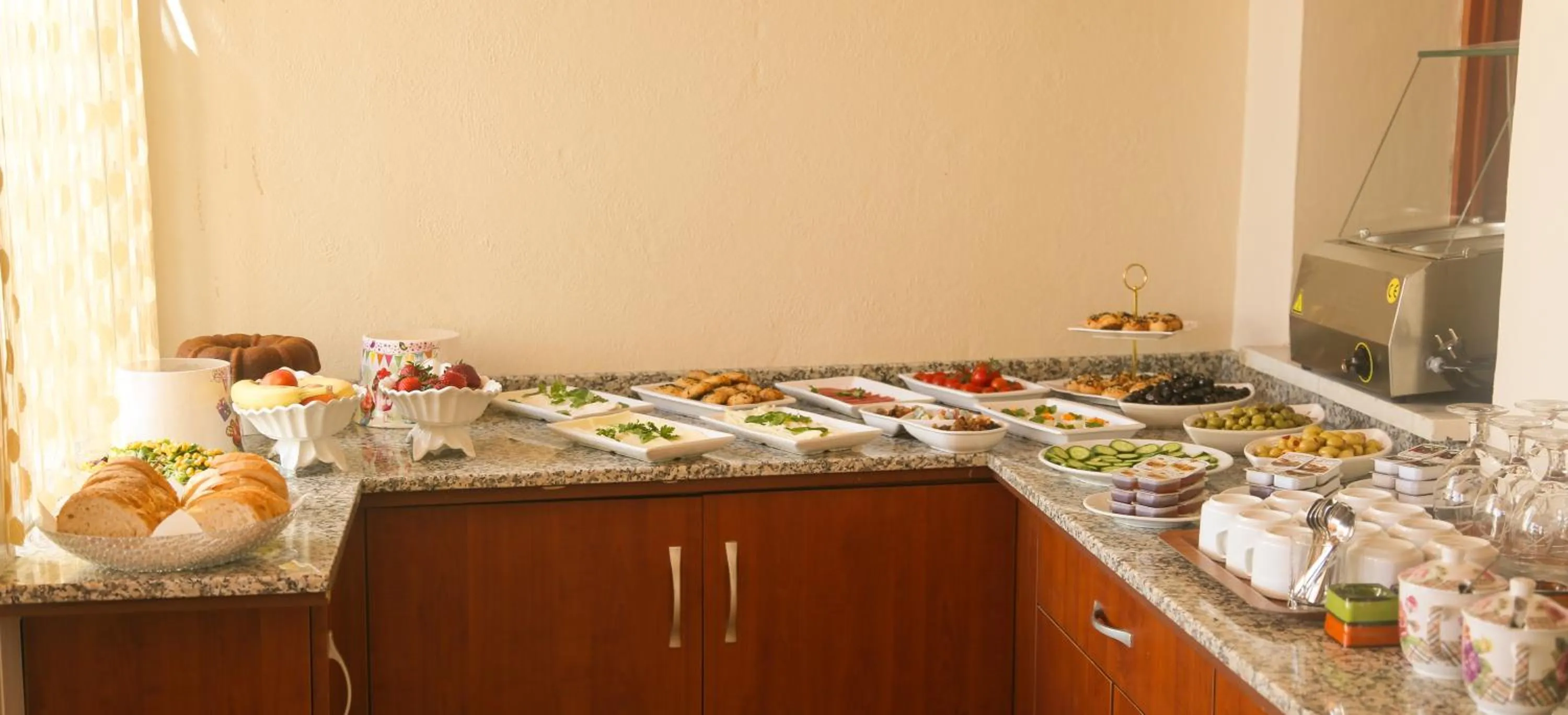 Food and drinks in Theodian Hotel