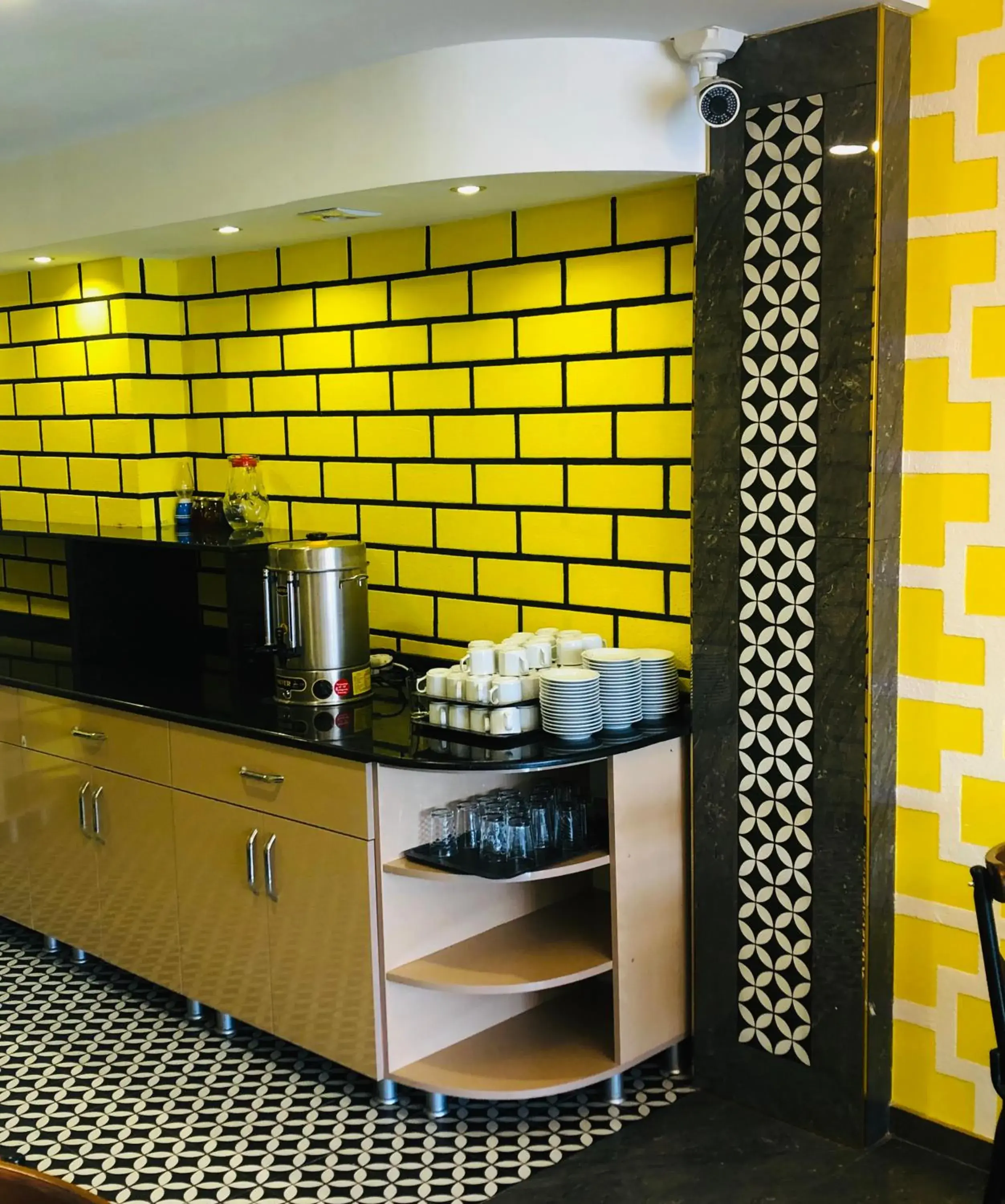 Restaurant/places to eat in Theodian Hotel Restaurant/places to eat in Theodian Hotel