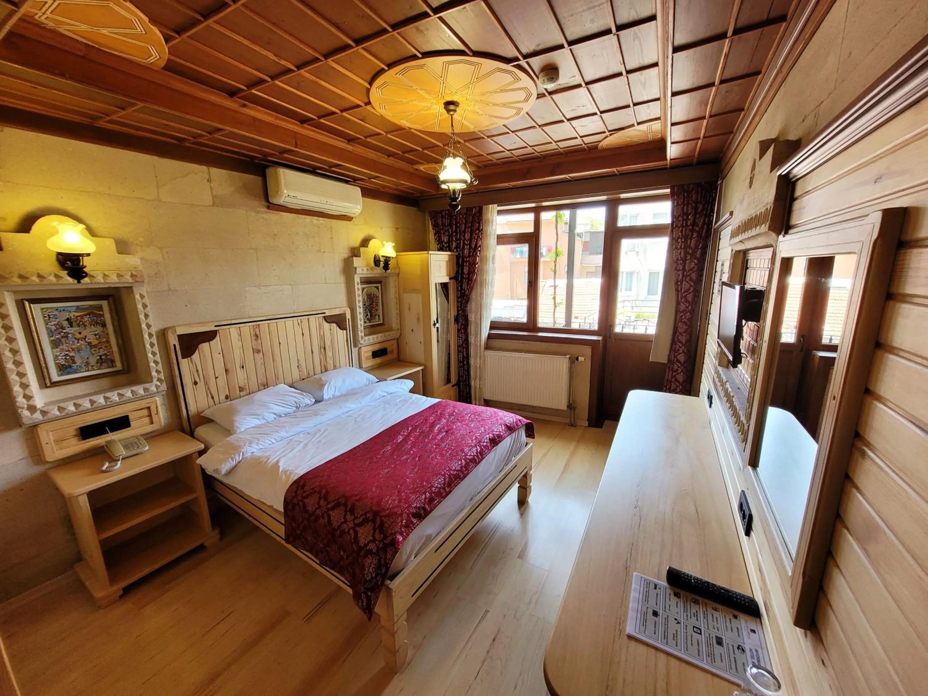 Bedroom, Bed in Saruhan Hotel