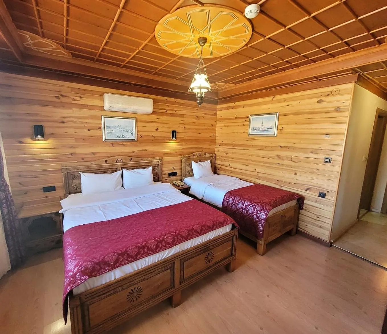 Bedroom, Bed in Saruhan Hotel