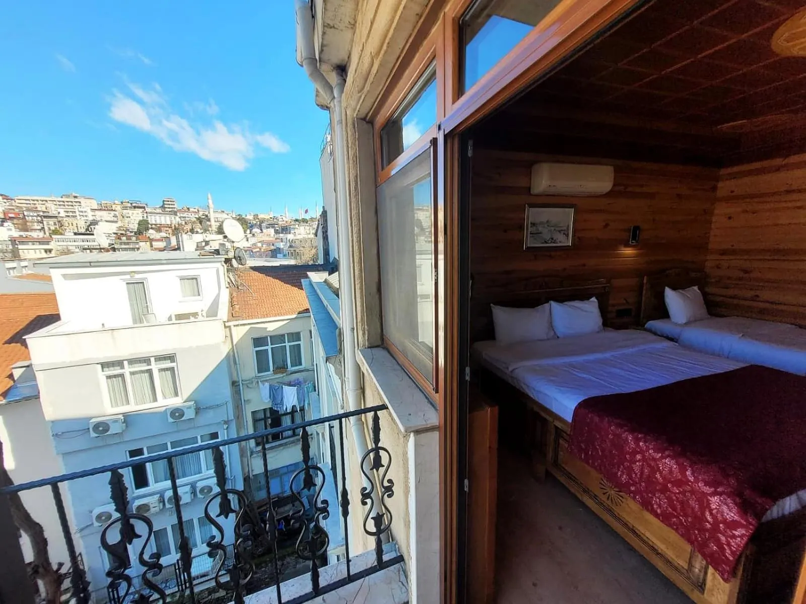 View (from property/room), Bed in Saruhan Hotel