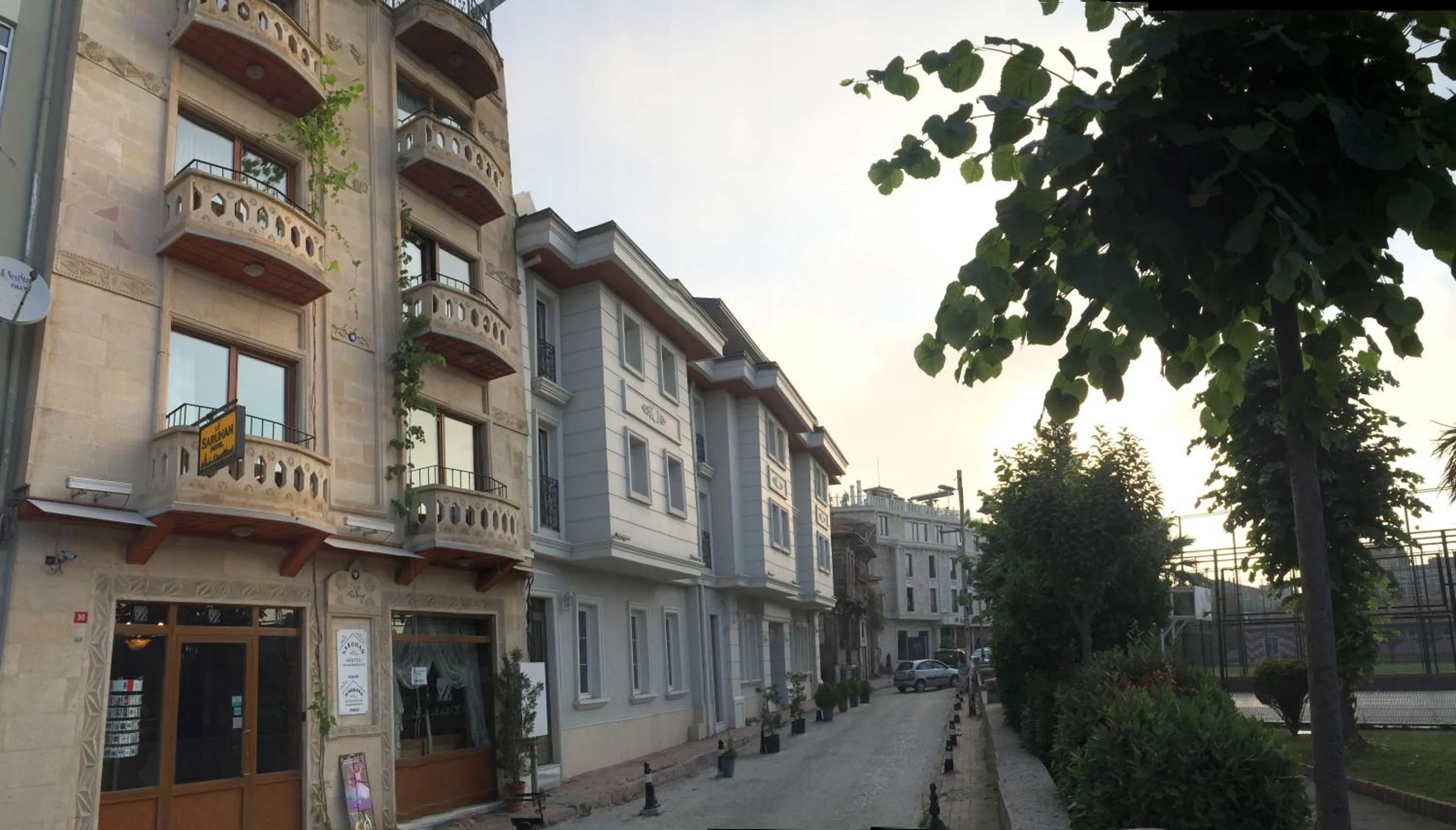 Facade/entrance in Saruhan Hotel
