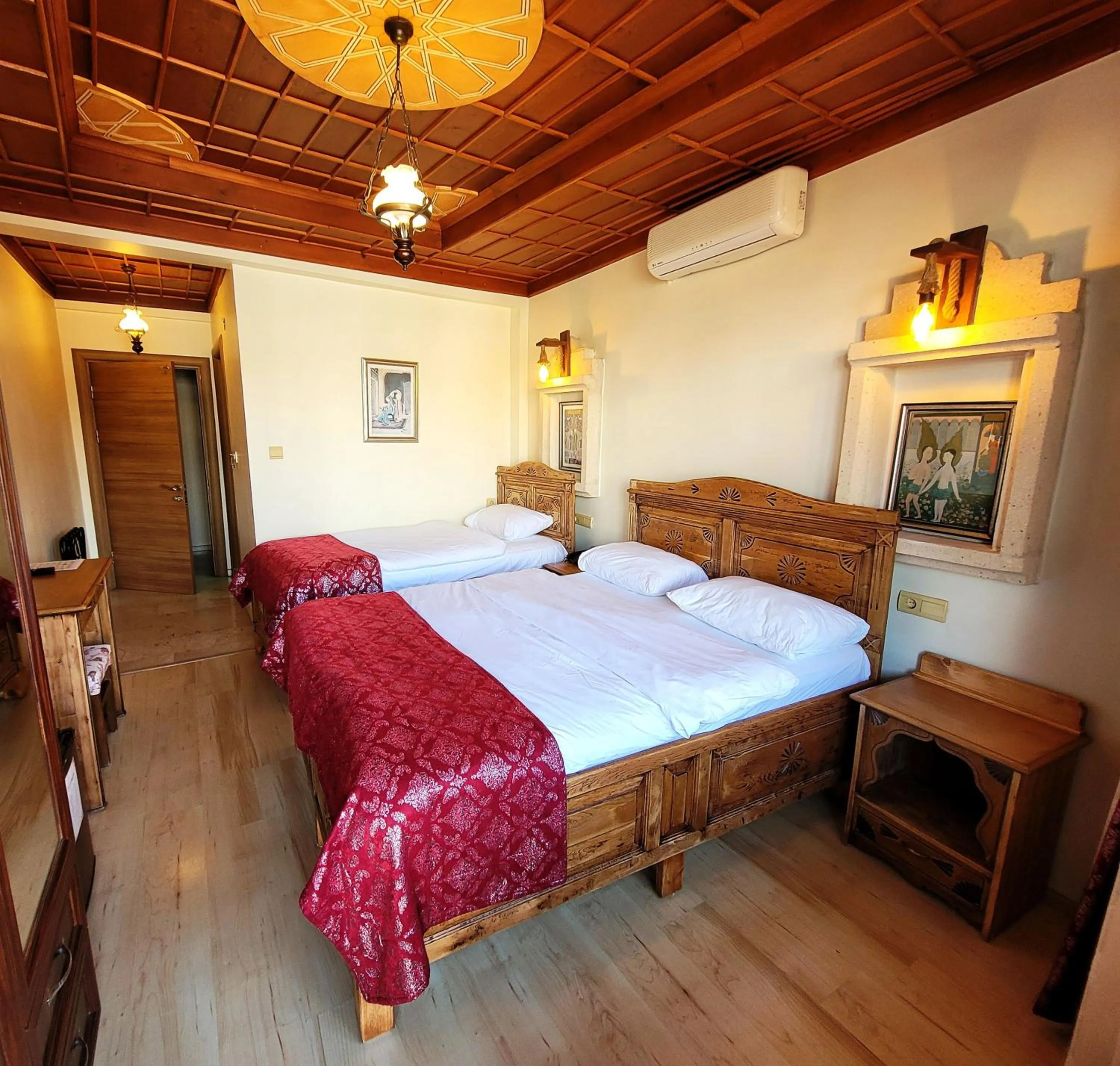 Bedroom, Bed in Saruhan Hotel