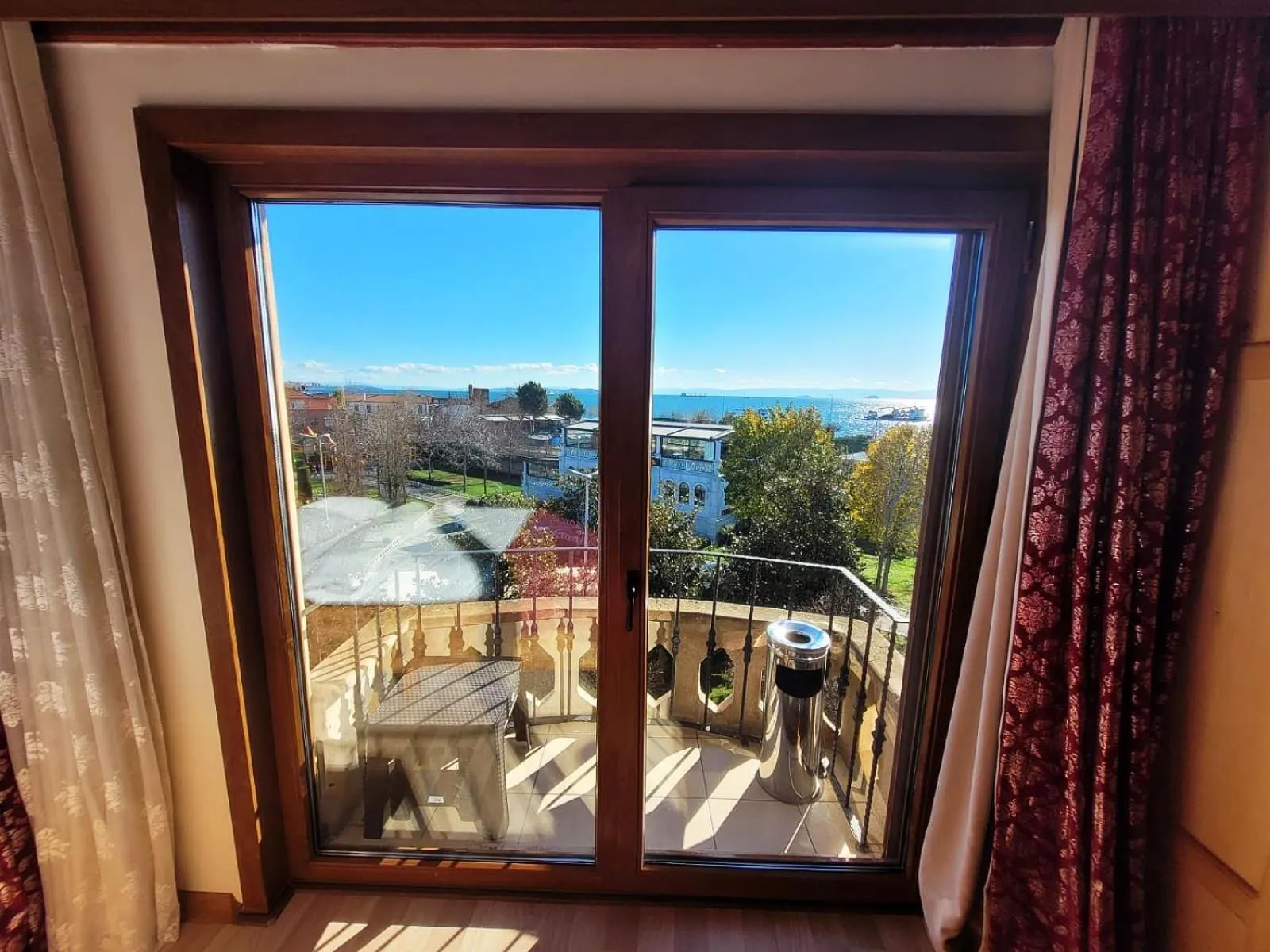Balcony/Terrace in Saruhan Hotel