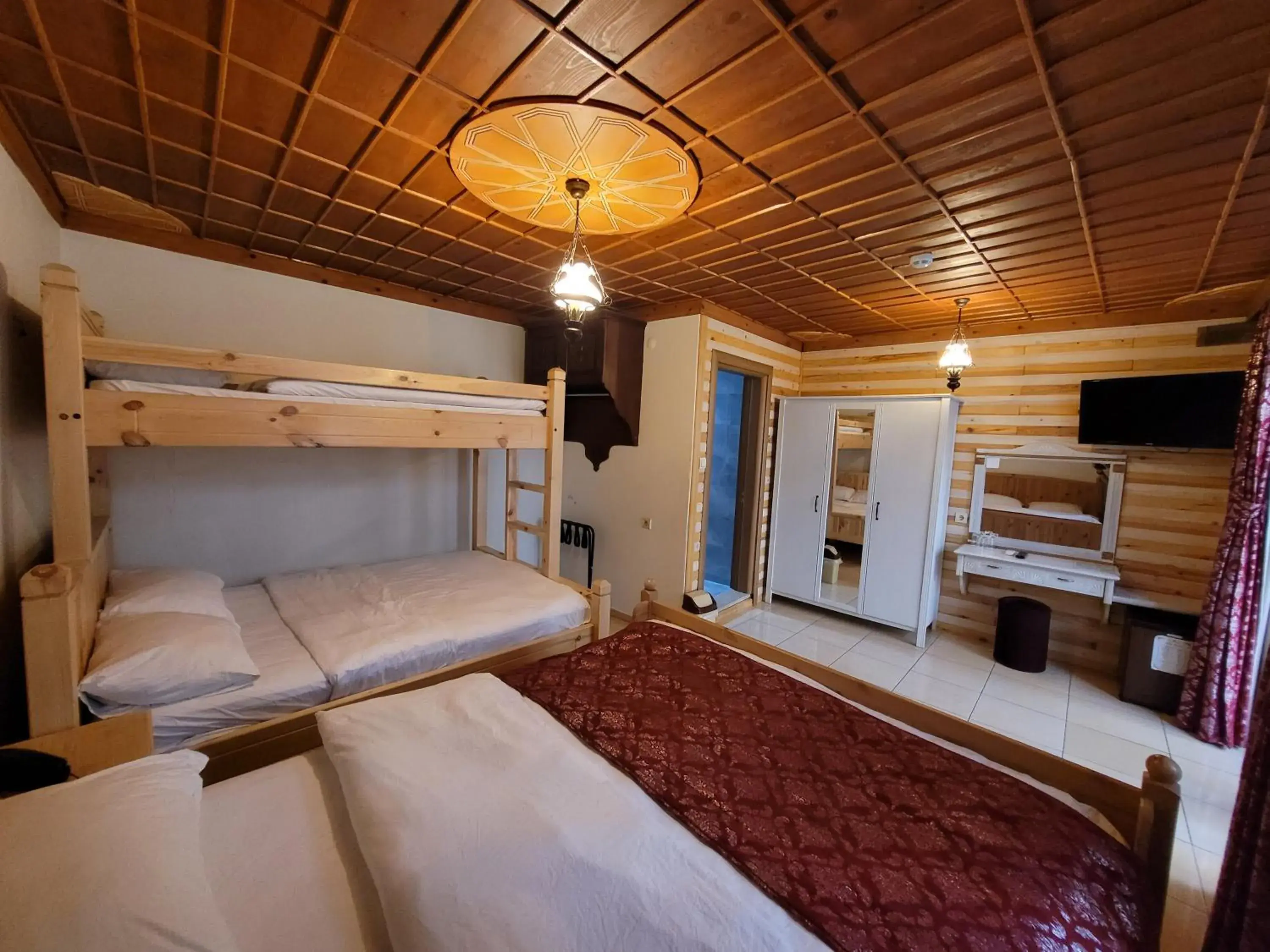 bunk bed, Bed in Saruhan Hotel bunk bed, Bed in Saruhan Hotel