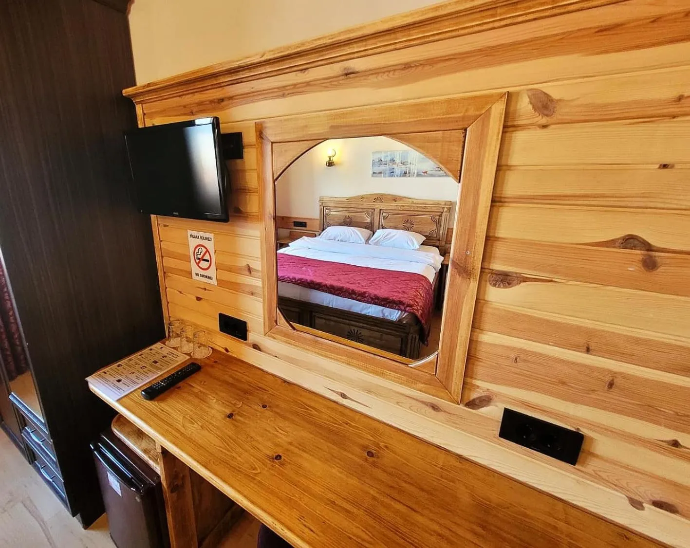 Bedroom, Bed in Saruhan Hotel