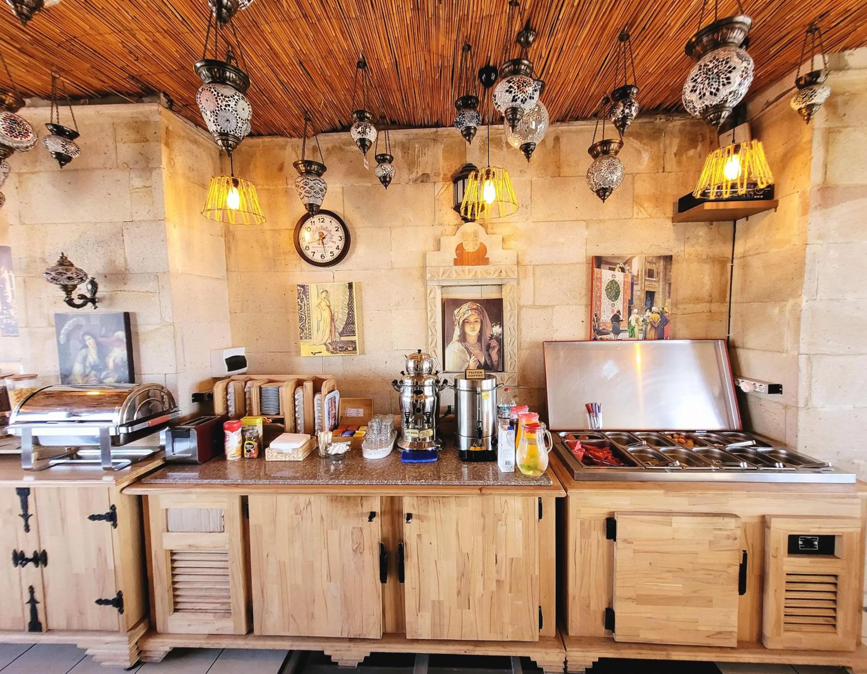 Buffet breakfast in Saruhan Hotel