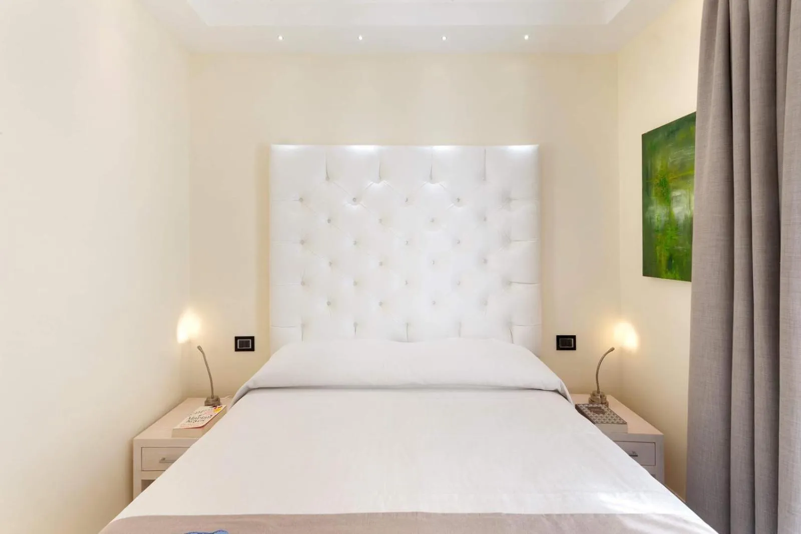 Other, Bed in Palazzo Tritone & Abagnale