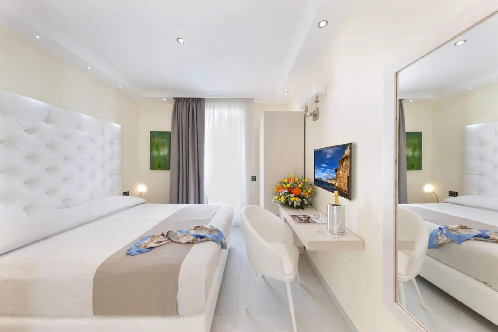 Bed in Palazzo Tritone & Abagnale