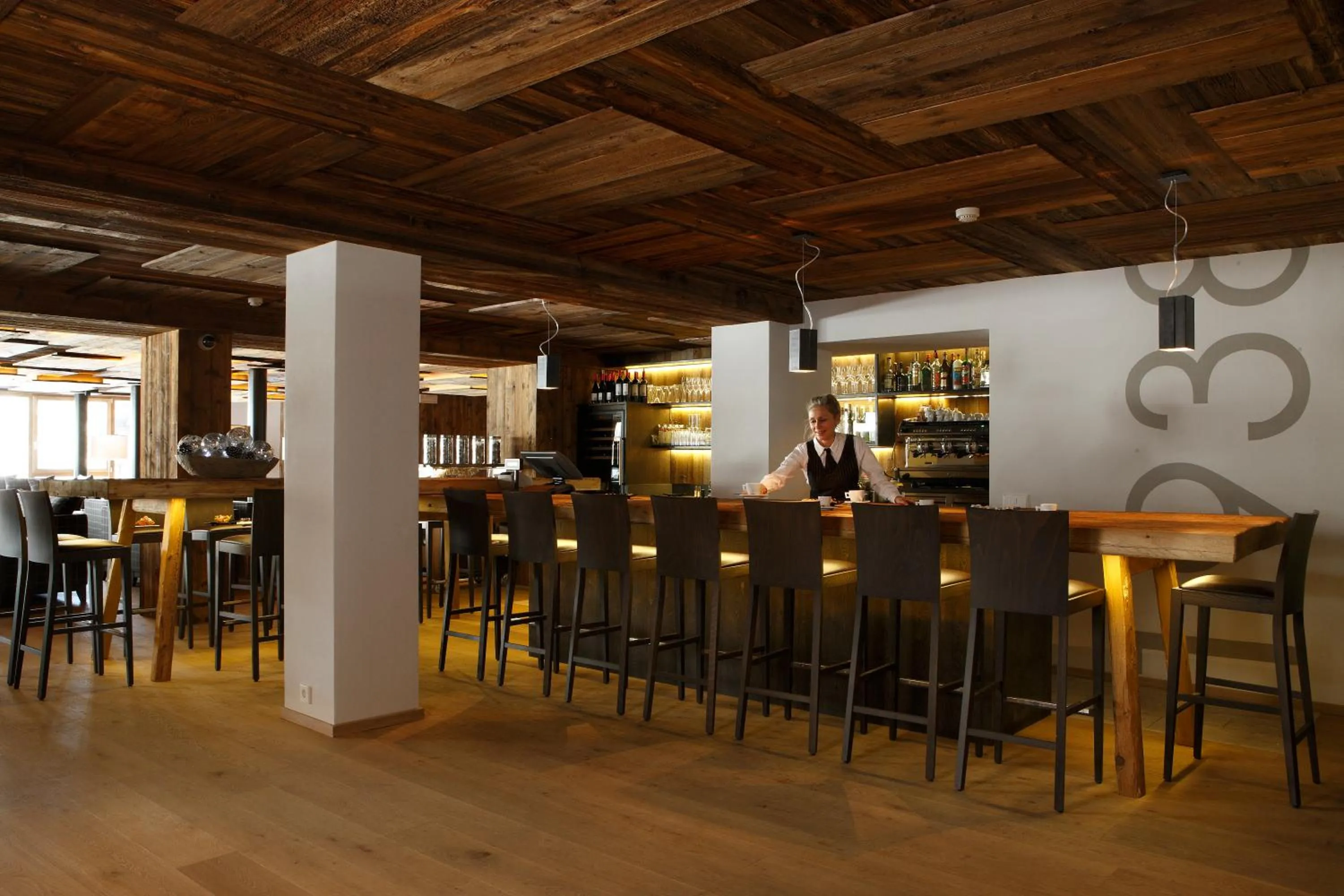 Lounge or bar in Hotel Col Alto