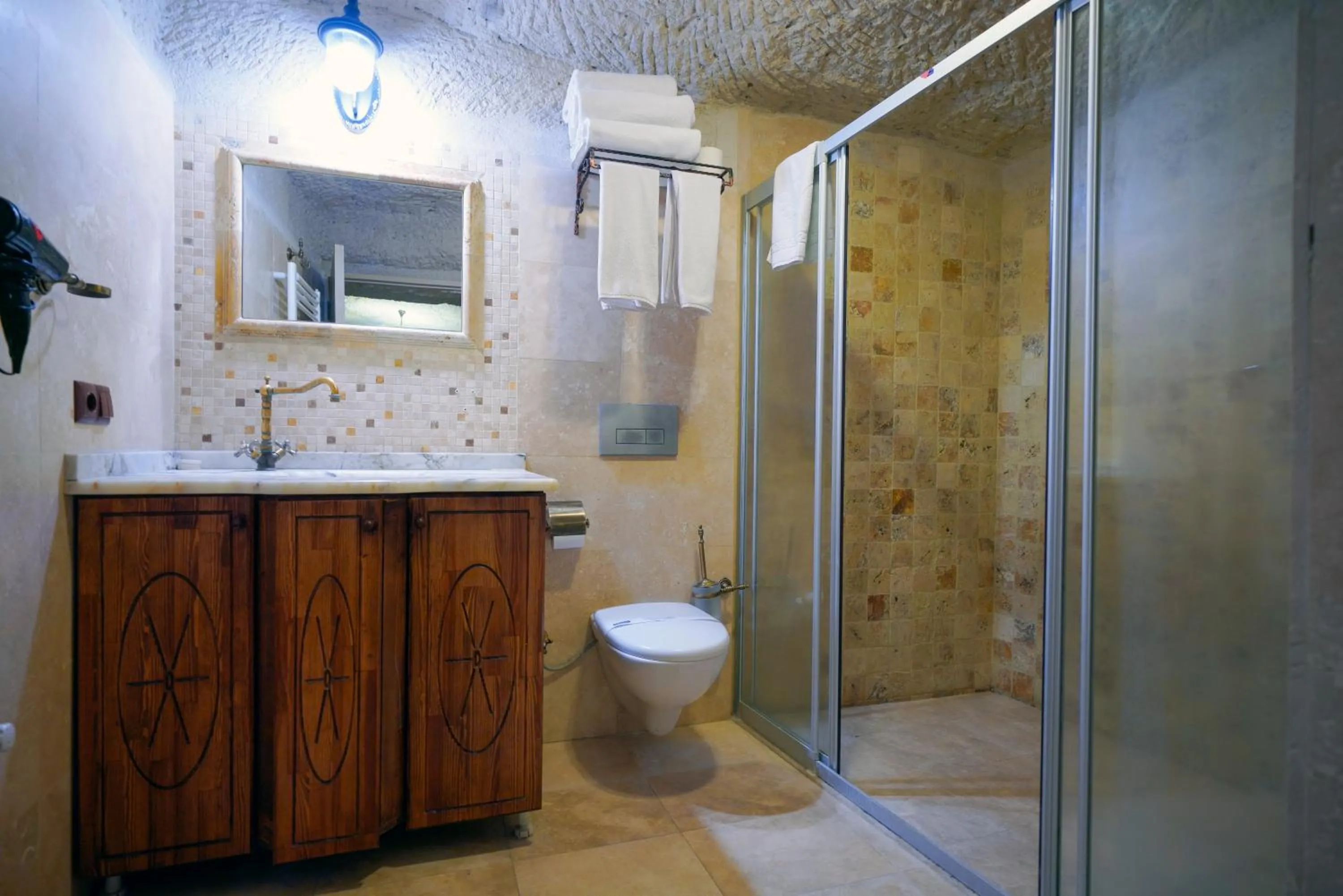 Bathroom in Elysee Cave House