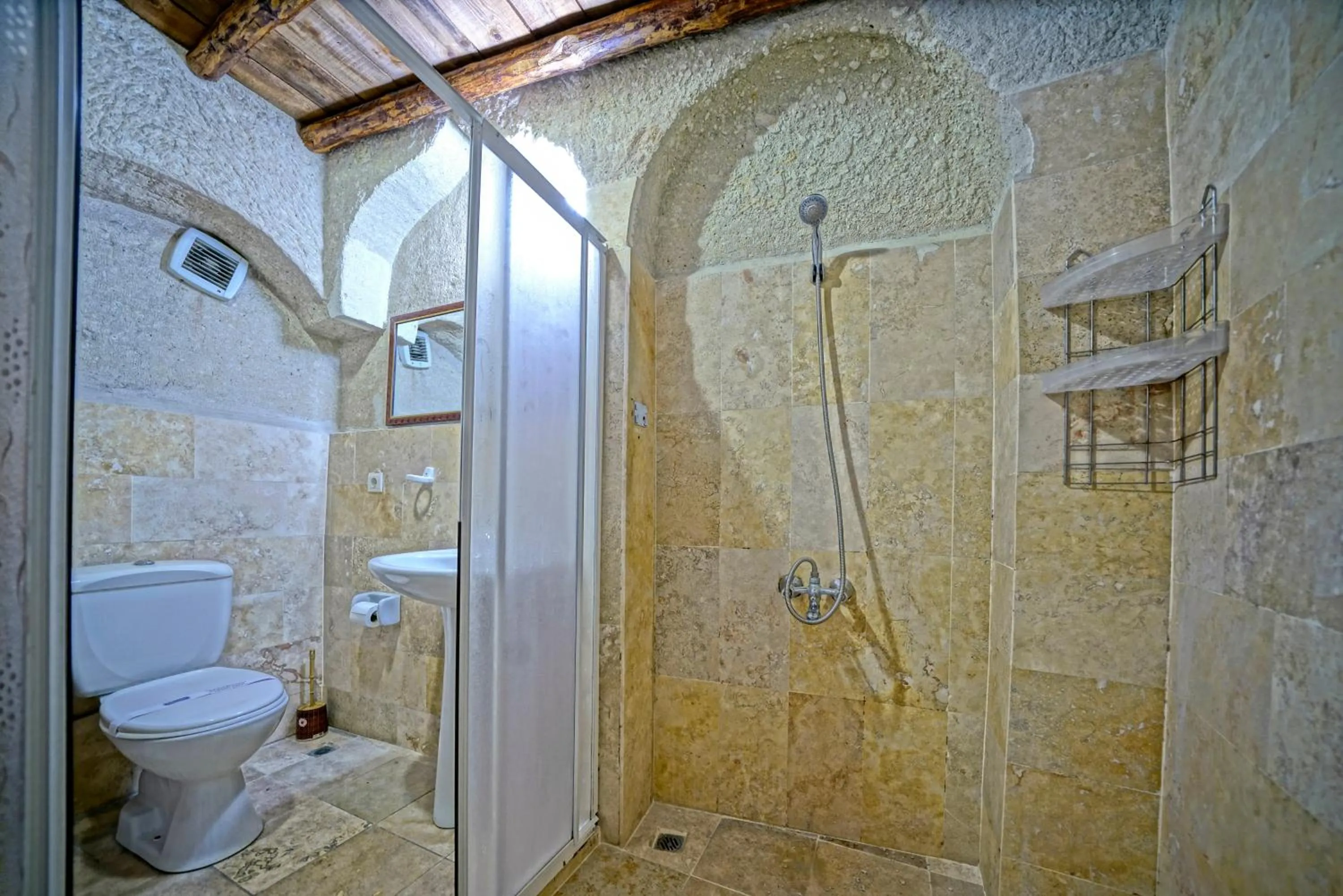 Bathroom in Elysee Cave House