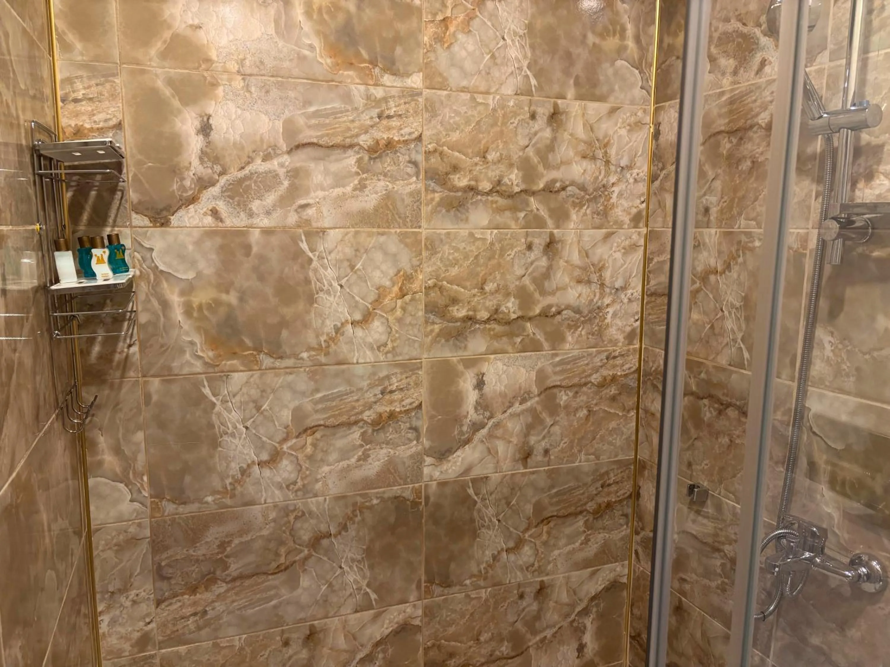 Shower in Elysee Cave House